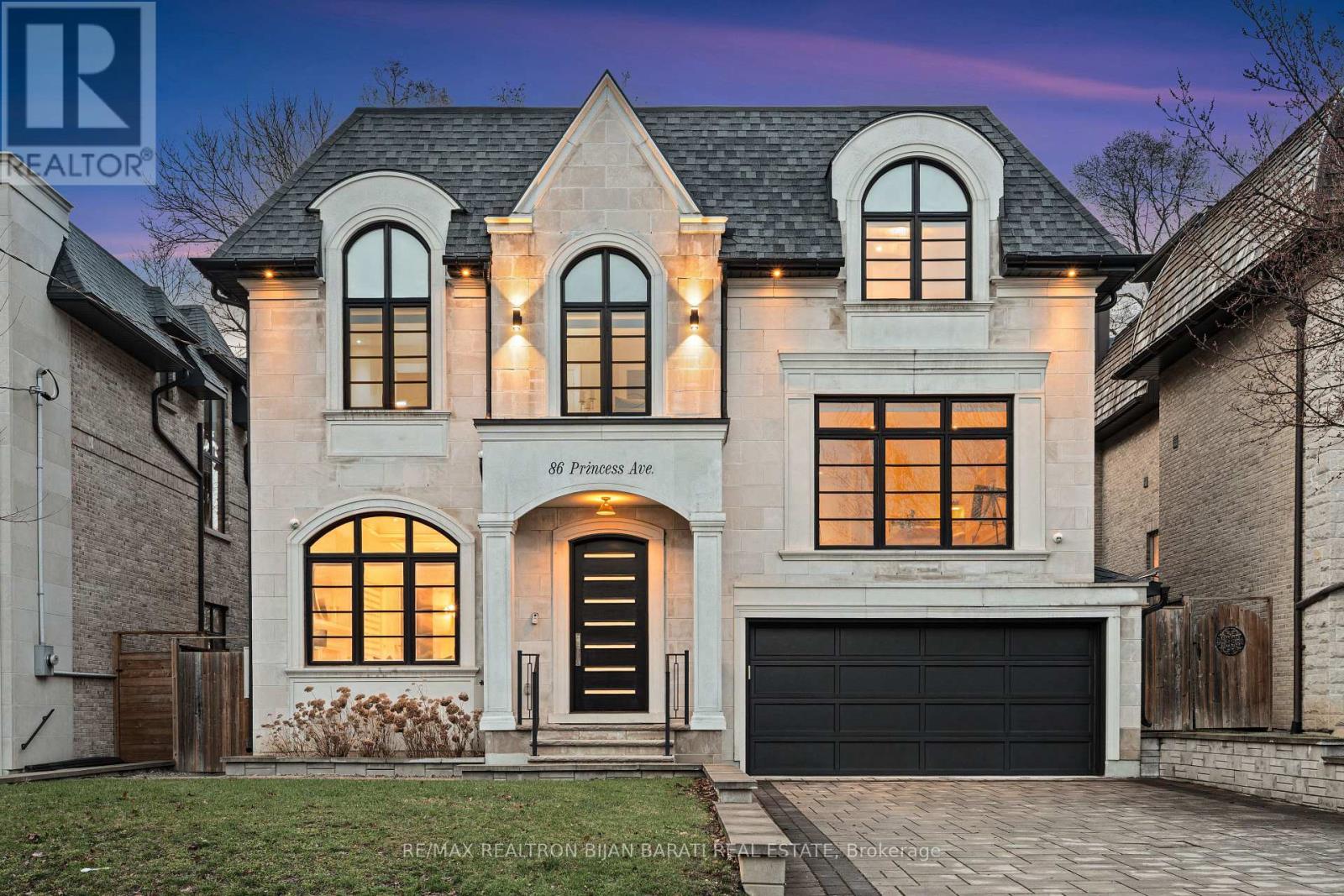 86 PRINCESS AVENUE, Toronto, Ontario