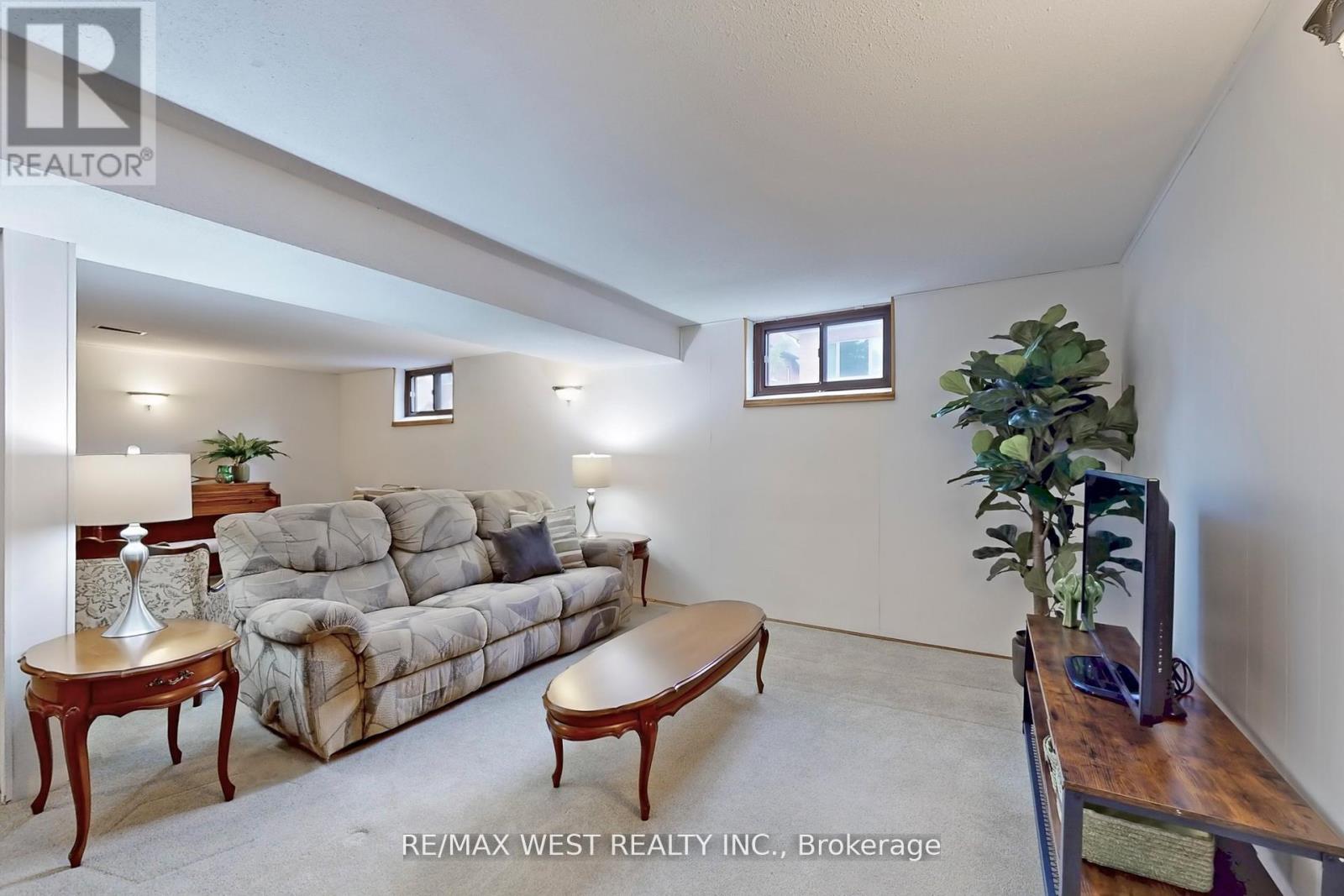 53 Wedgewood Drive, Toronto, Ontario  M2M 2H4 - Photo 24 - C12966642