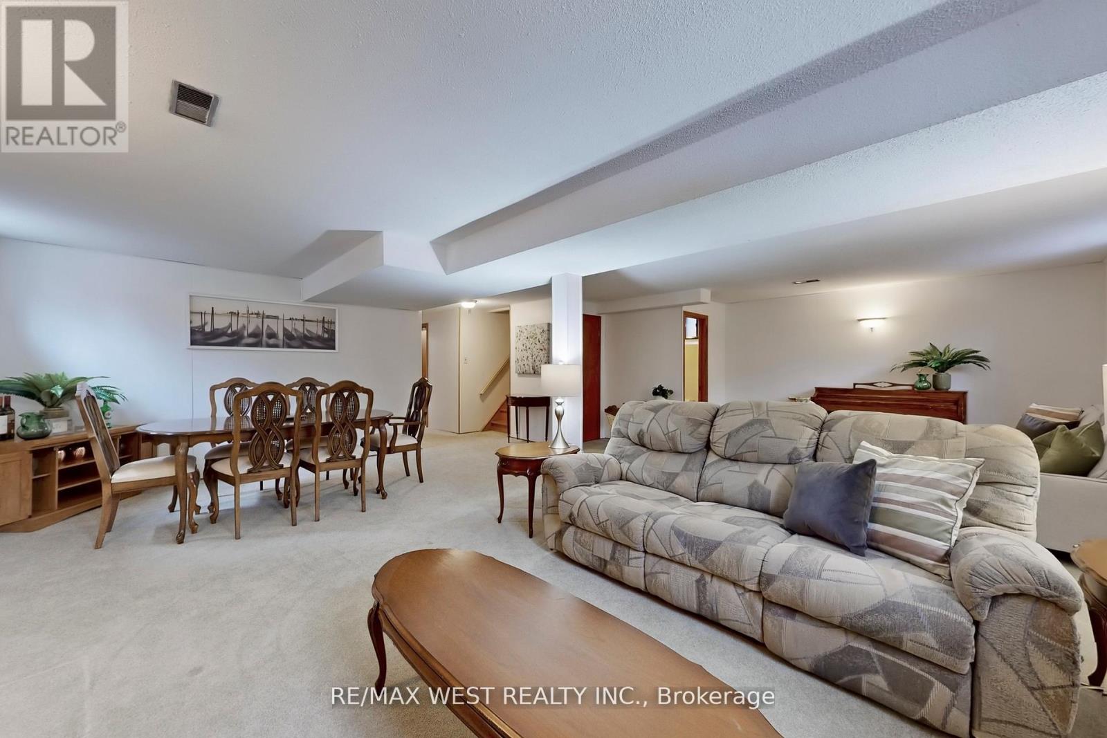 53 Wedgewood Drive, Toronto, Ontario  M2M 2H4 - Photo 25 - C12966642