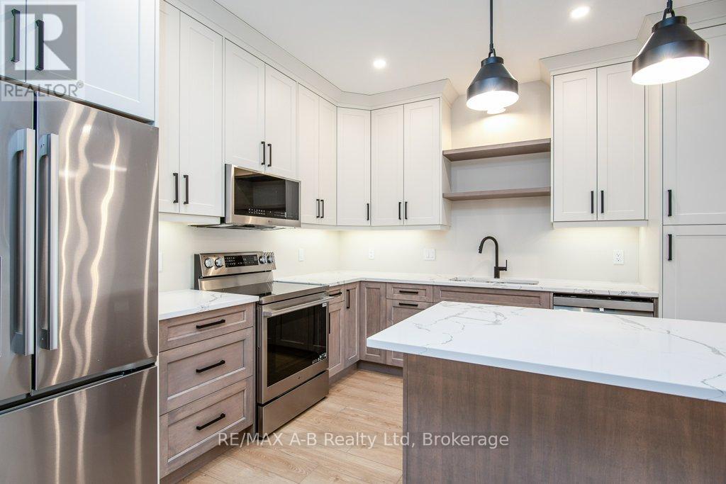 40 Quartz Street, East Zorra-Tavistock, Ontario  N0B 2R0 - Photo 28 - X12579334