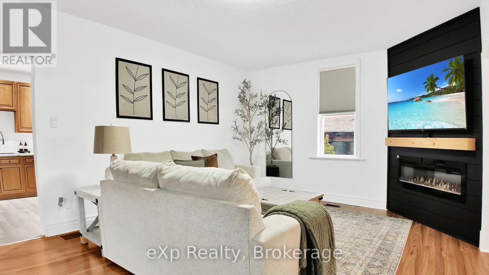 588 12th Avenue, Hanover, Ontario  N4N 2V6 - Photo 8 - X12952302