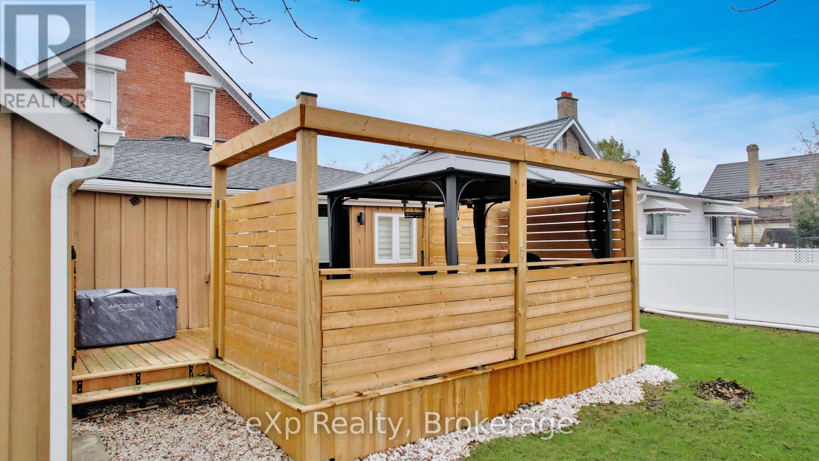 588 12th Avenue, Hanover, Ontario  N4N 2V6 - Photo 44 - X12952302