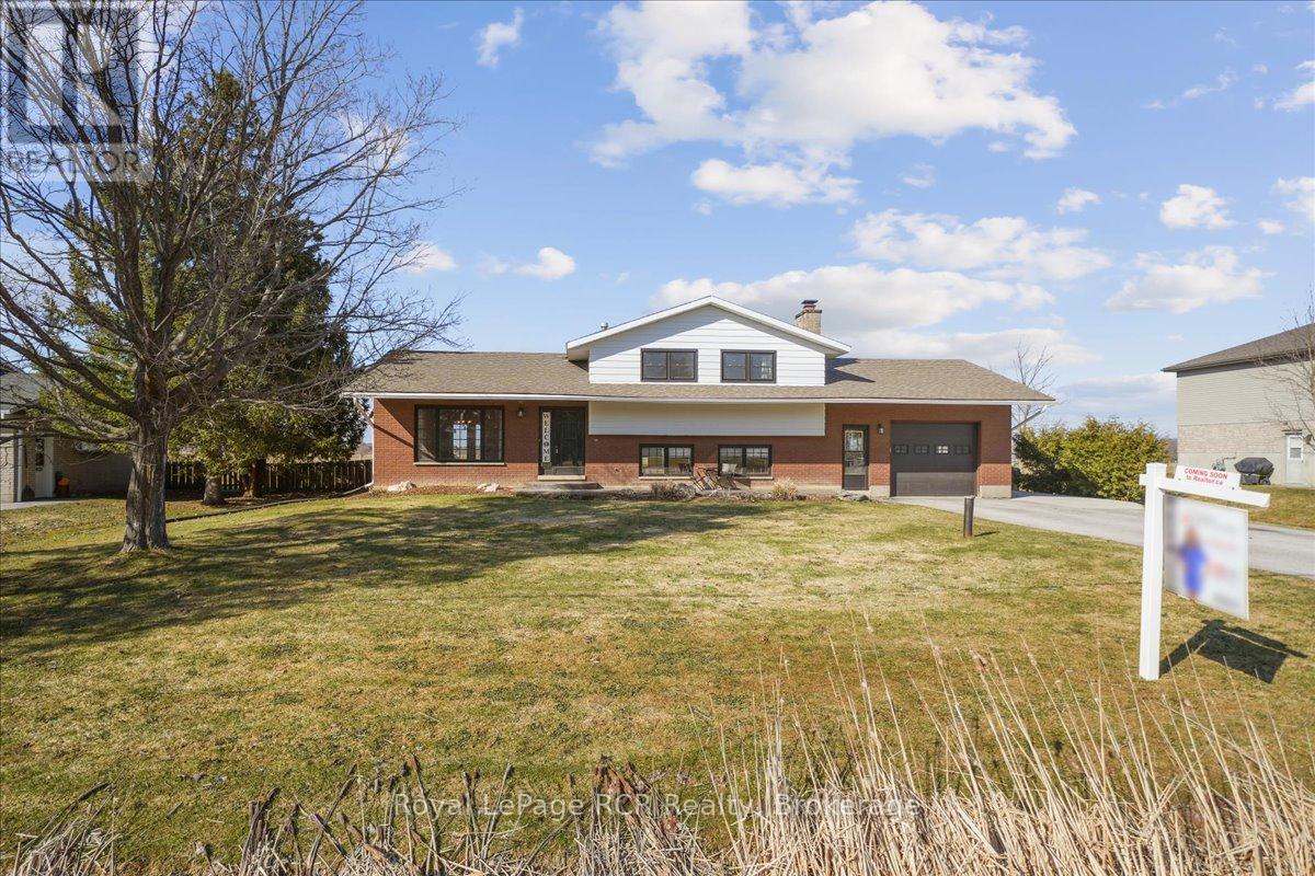 883 30th Street W, Georgian Bluffs, Ontario N4K 6V5 - Photo 45 - X12966186