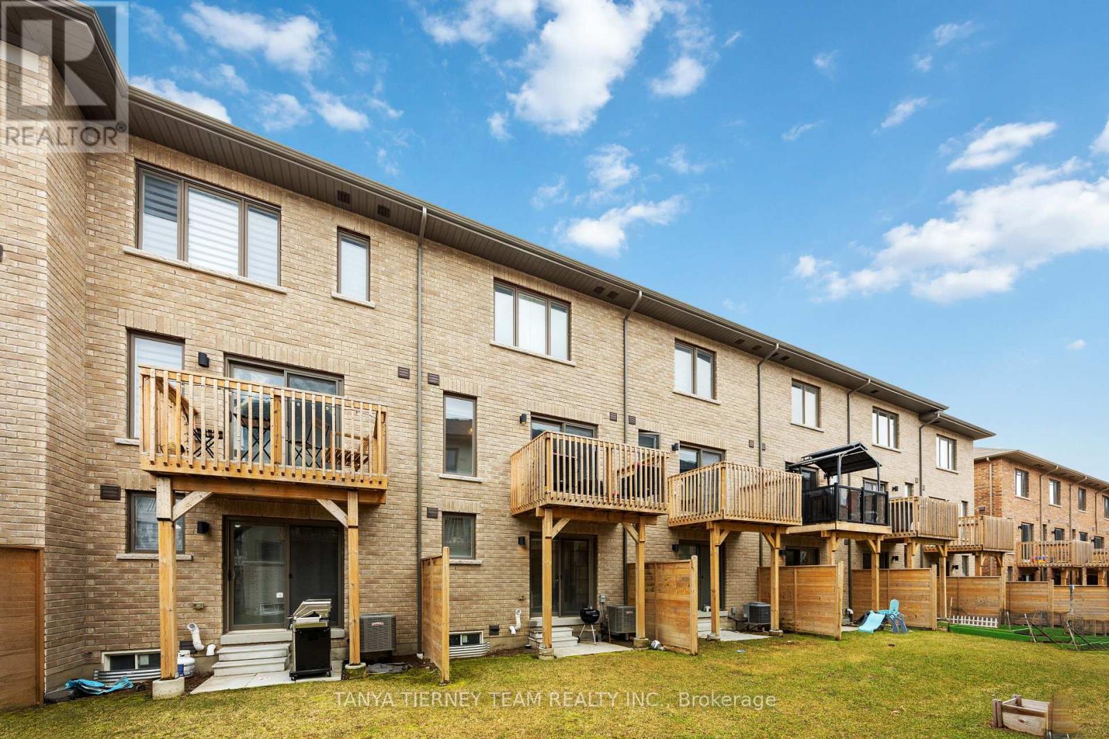 34 Shawfield Way, Whitby, Ontario  L1R 0N8 - Photo 41 - E12966568