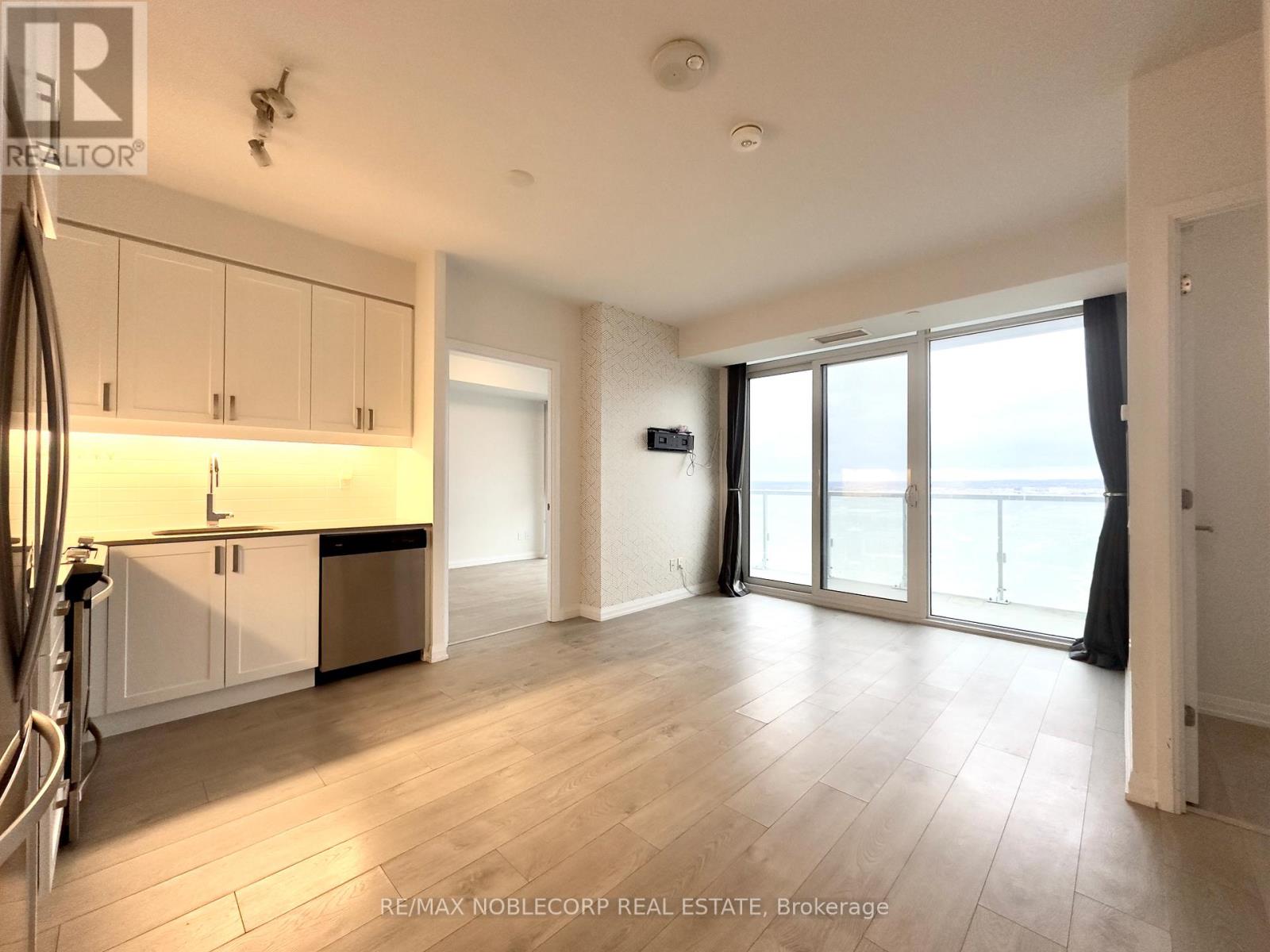 2014 - 7895 Jane Street, Vaughan, Ontario  L4K 0K2 - Photo 5 - N12966542