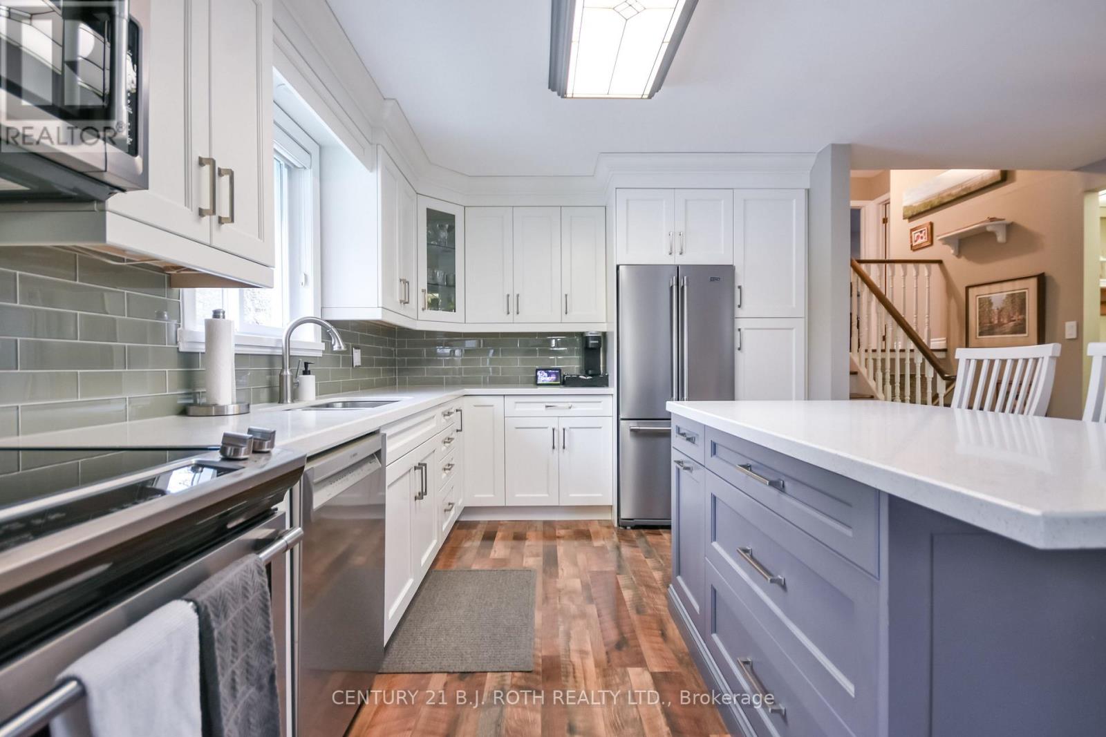 228 Spencer Avenue, Essa (Thornton), Ontario  L0L 2N0 - Photo 13 - N12966582