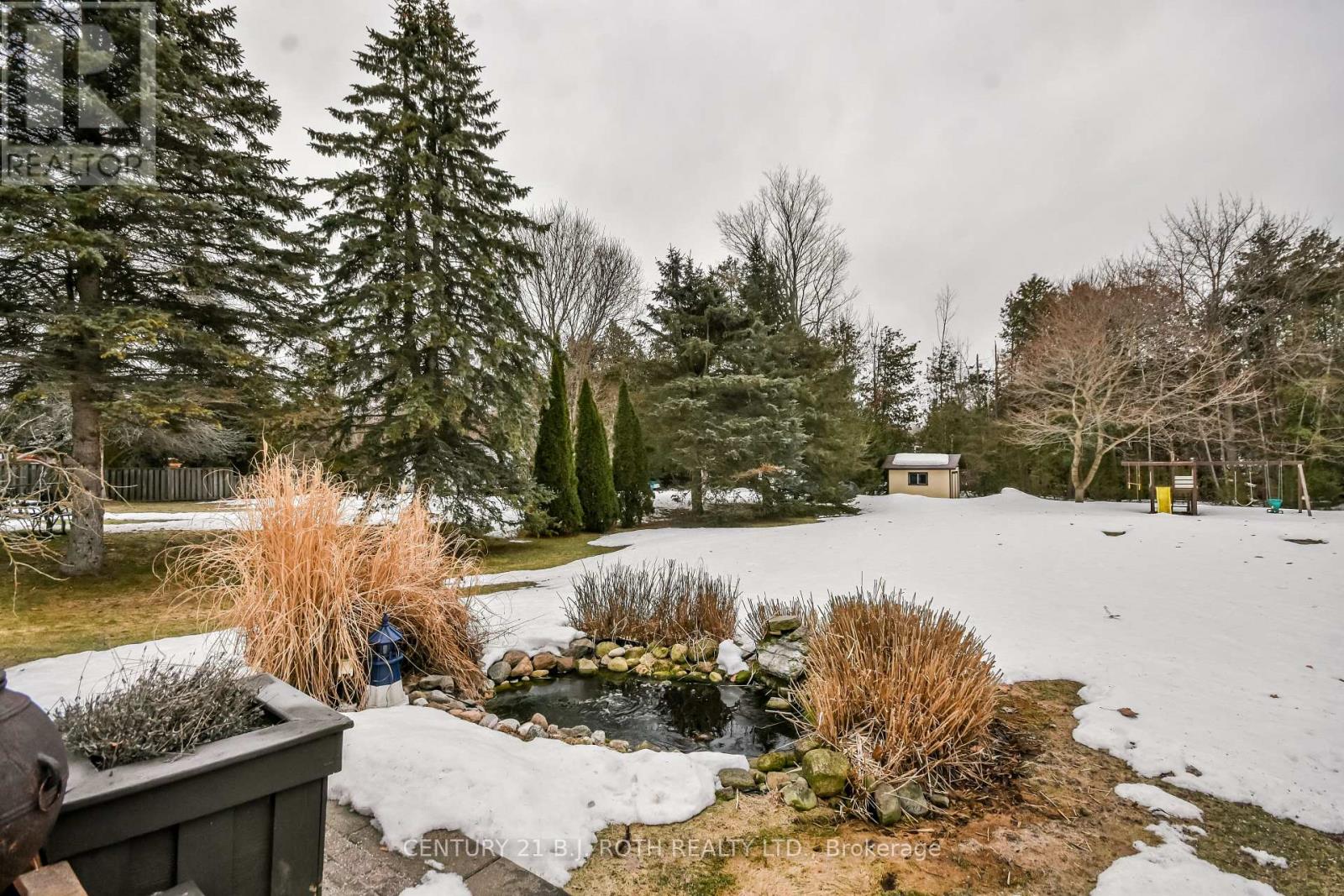 228 Spencer Avenue, Essa (Thornton), Ontario  L0L 2N0 - Photo 32 - N12966582