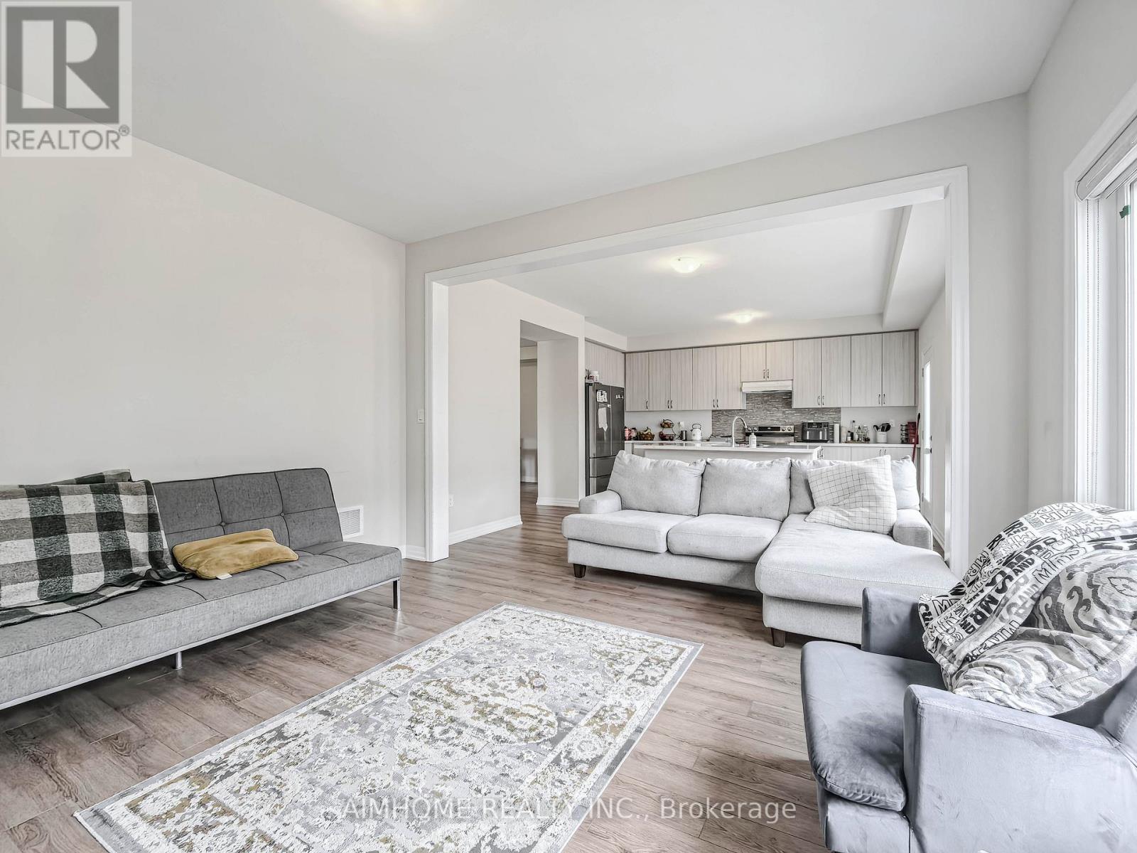 3 Ken Davie Gate, Georgina, Ontario  L4P 0S3 - Photo 14 - N12966598