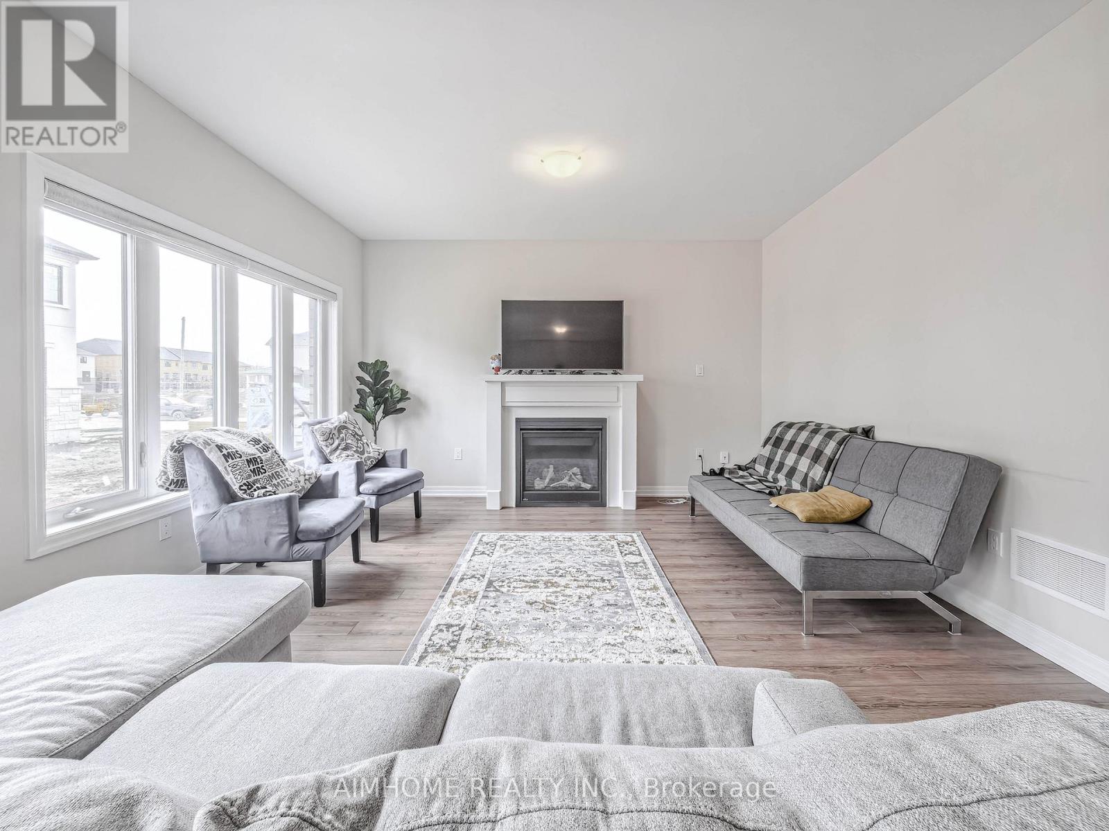 3 Ken Davie Gate, Georgina, Ontario  L4P 0S3 - Photo 17 - N12966598