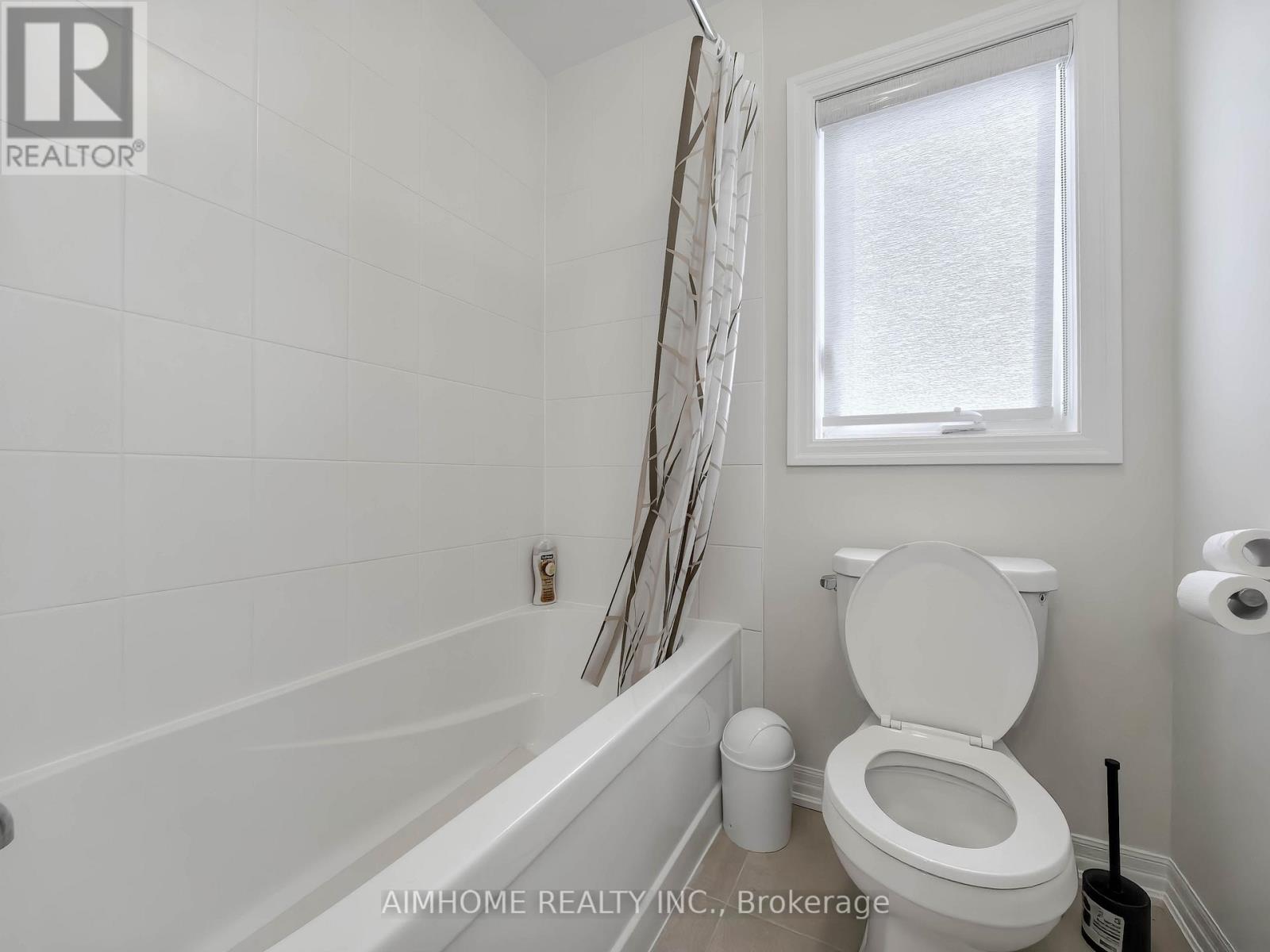 3 Ken Davie Gate, Georgina, Ontario  L4P 0S3 - Photo 21 - N12966598