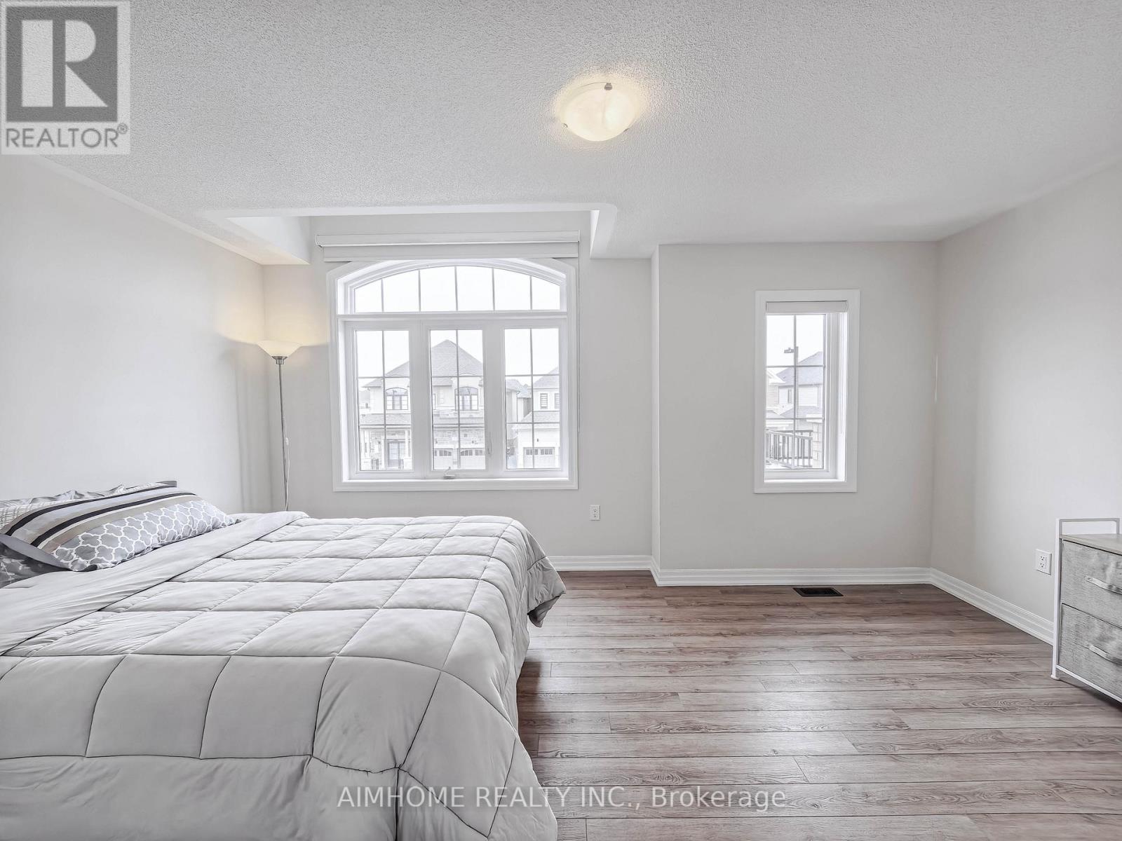 3 Ken Davie Gate, Georgina, Ontario  L4P 0S3 - Photo 26 - N12966598