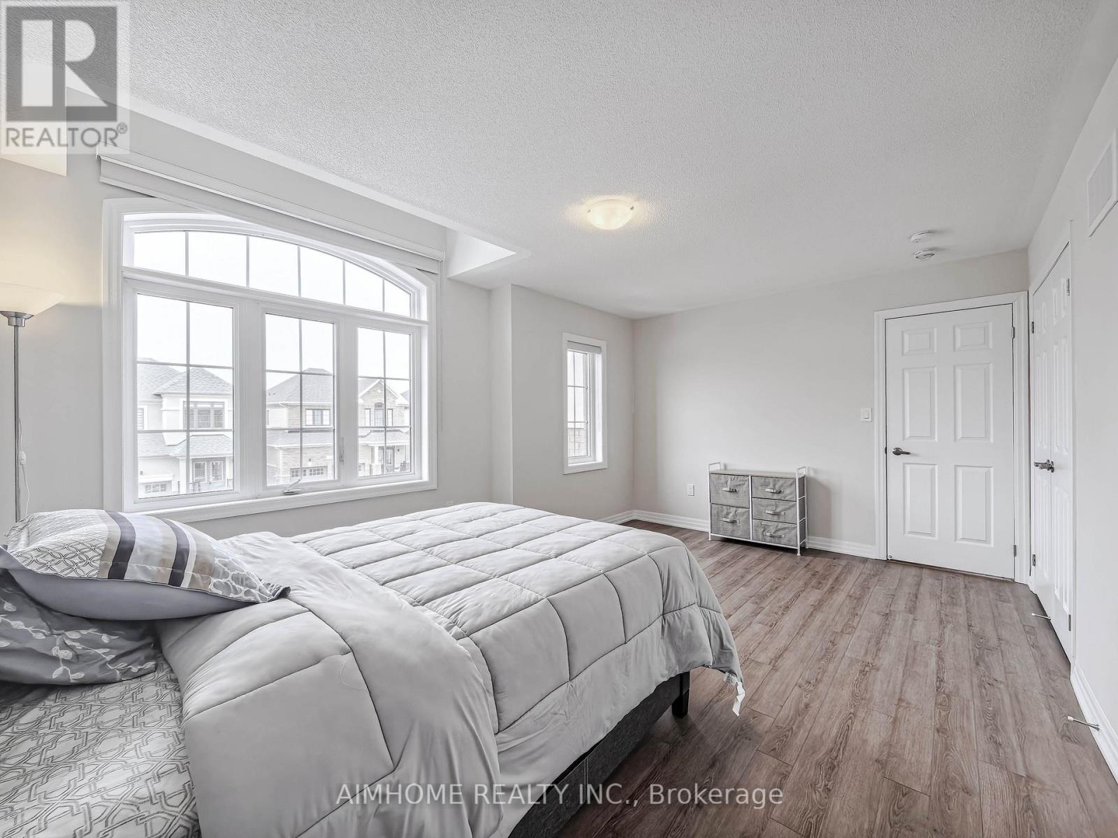 3 Ken Davie Gate, Georgina, Ontario  L4P 0S3 - Photo 27 - N12966598