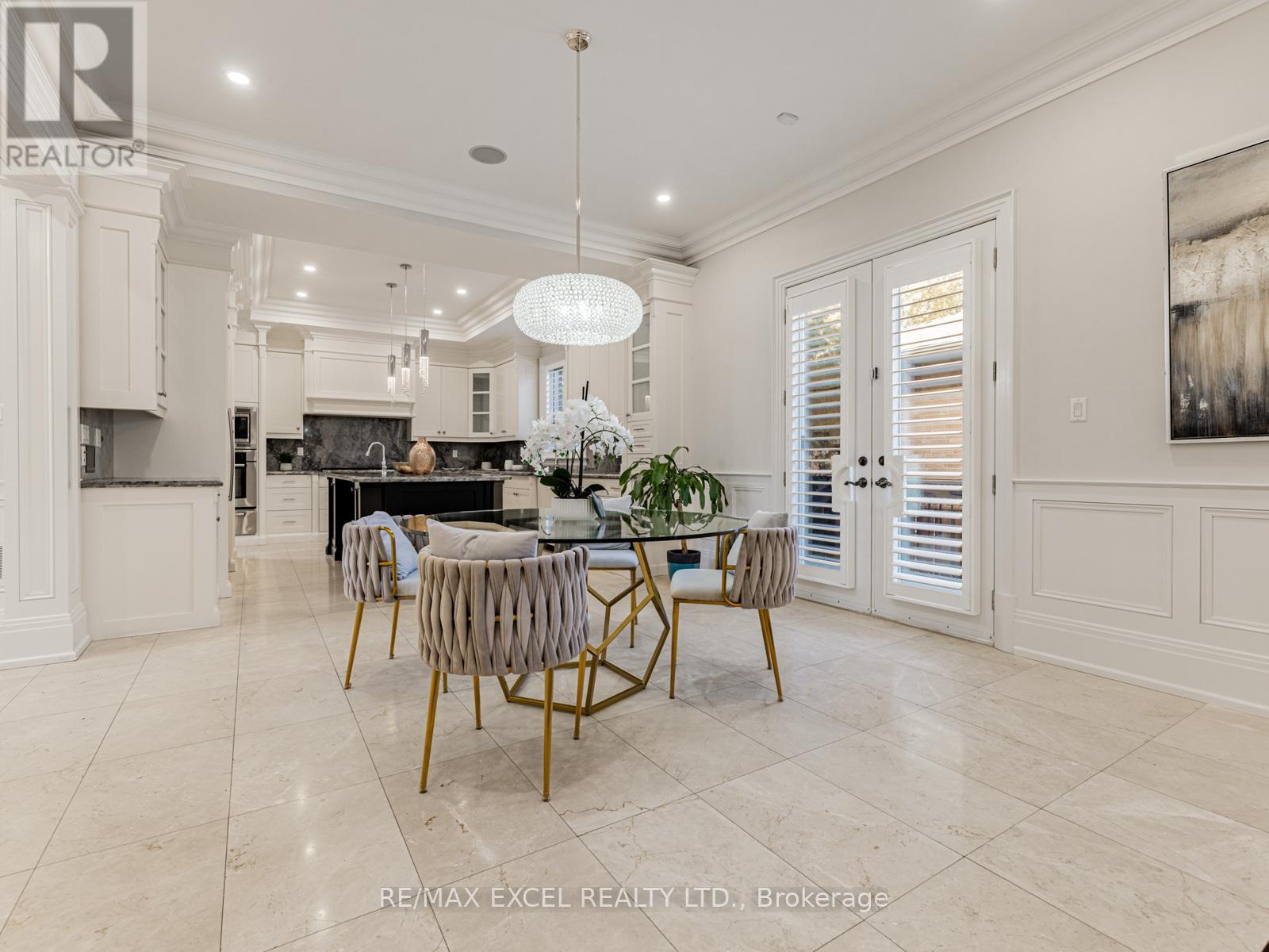 134 Spruce Avenue, Richmond Hill, Ontario  L4C 6W1 - Photo 13 - N12966608