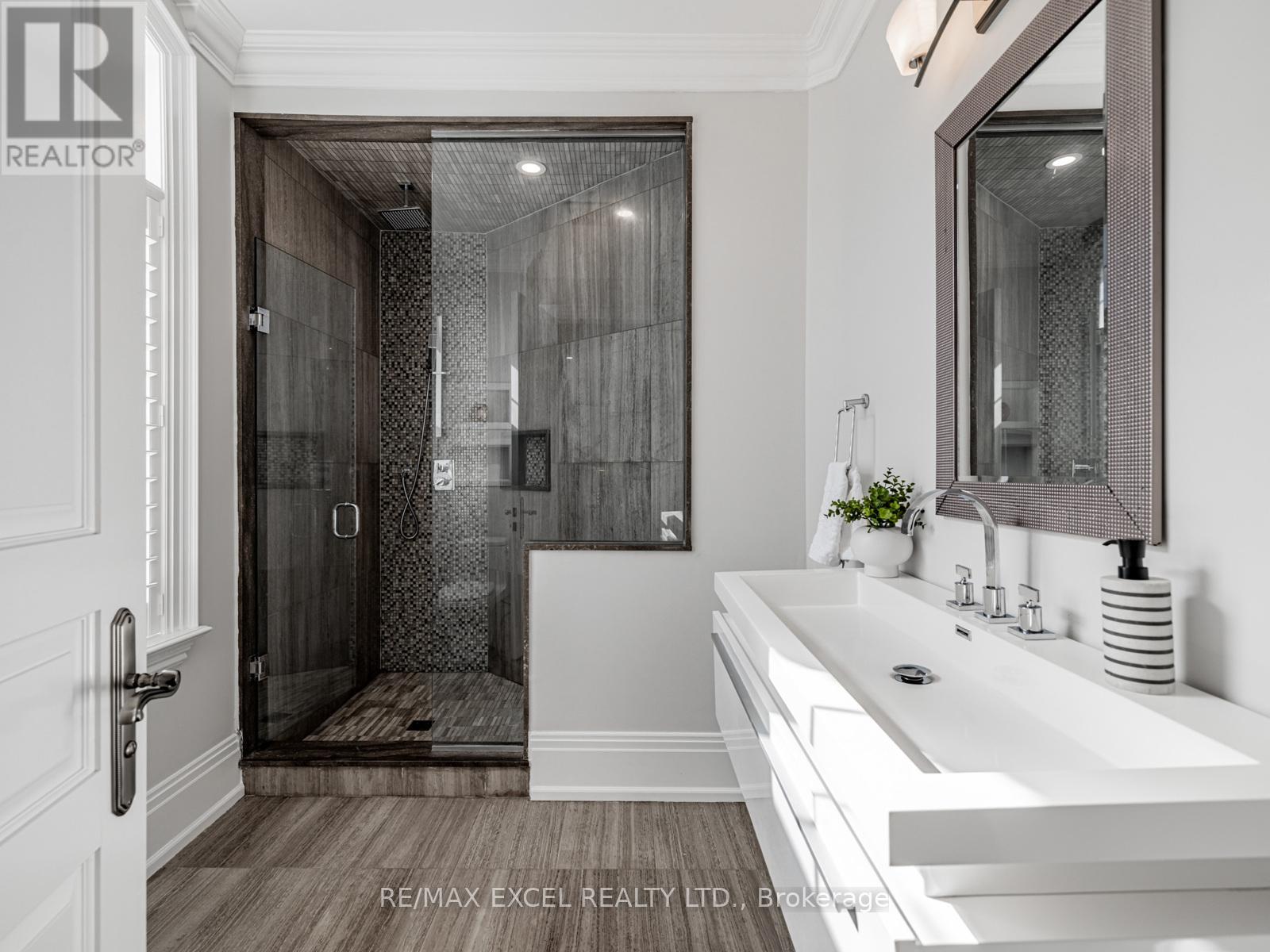 134 Spruce Avenue, Richmond Hill, Ontario  L4C 6W1 - Photo 32 - N12966608