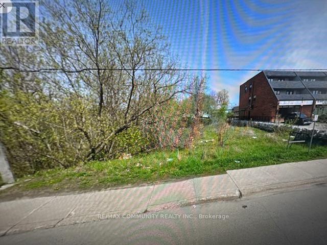 35 Church Street N, New Tecumseth, Ontario  L9R 1L5 - Photo 1 - N12966612