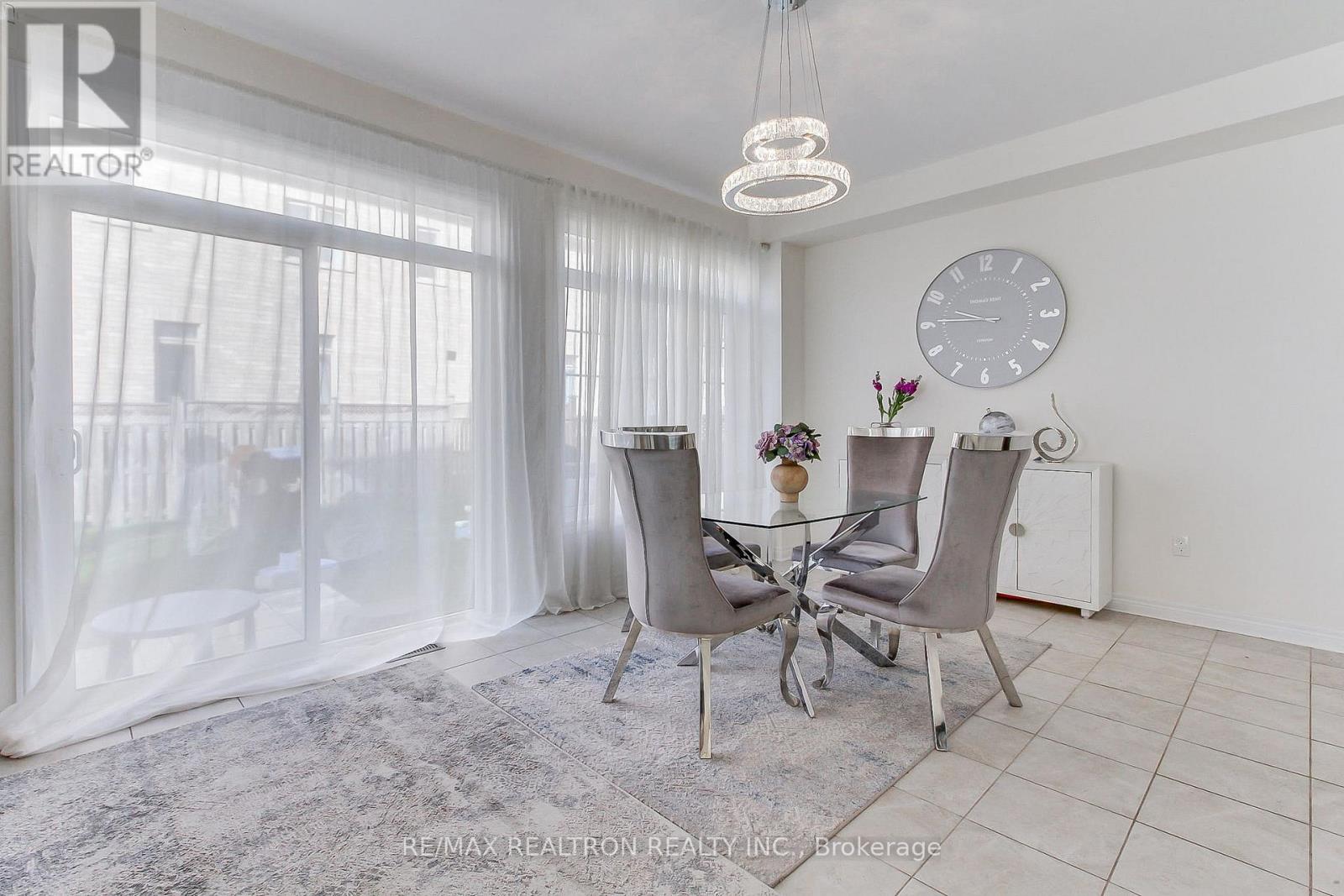 2236 Lozenby Street, Innisfil, Ontario  L9S 0M8 - Photo 21 - N12966618