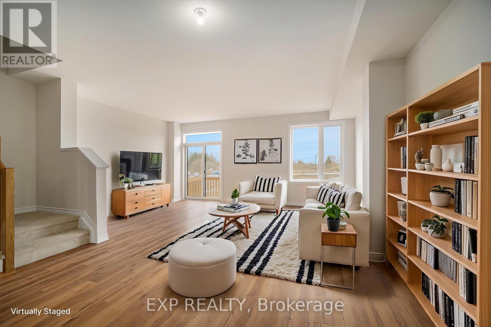 74 Richelieu Street, Russell, Ontario  K0A 1W0 - Photo 5 - X12886578