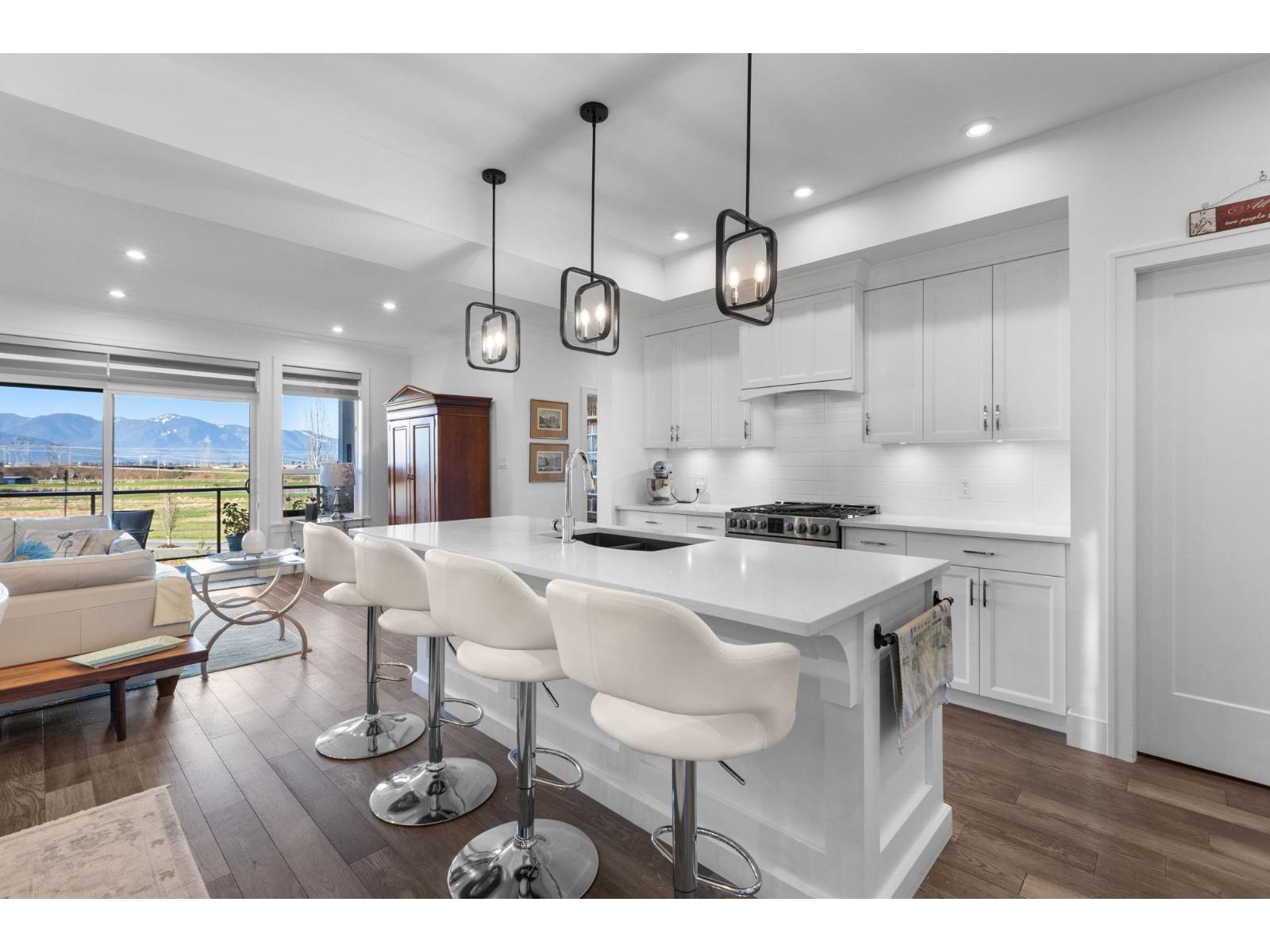 71 50778 Ledgestone Place, Eastern Hillsides, Chilliwack, British Columbia  V2P 0E7 - Photo 3 - R3107635