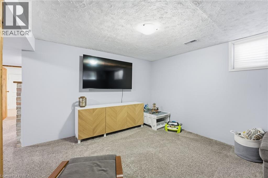 37 Hillier Crescent, Brantford, Ontario  N3R 1X3 - Photo 21 - 40811971