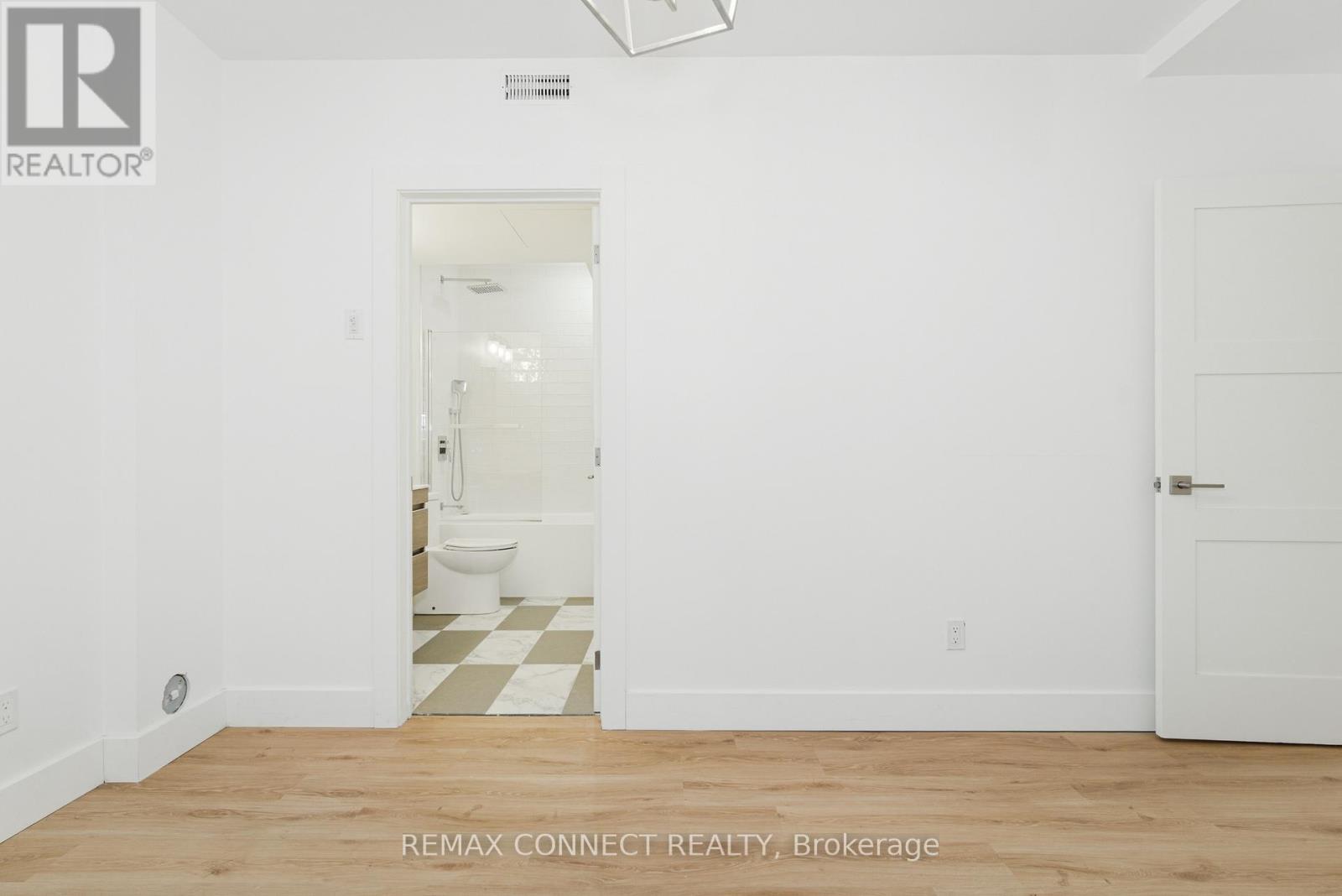 Lower - 16 Rosemount Avenue, Toronto, Ontario  M6H 2M1 - Photo 15 - C12868506