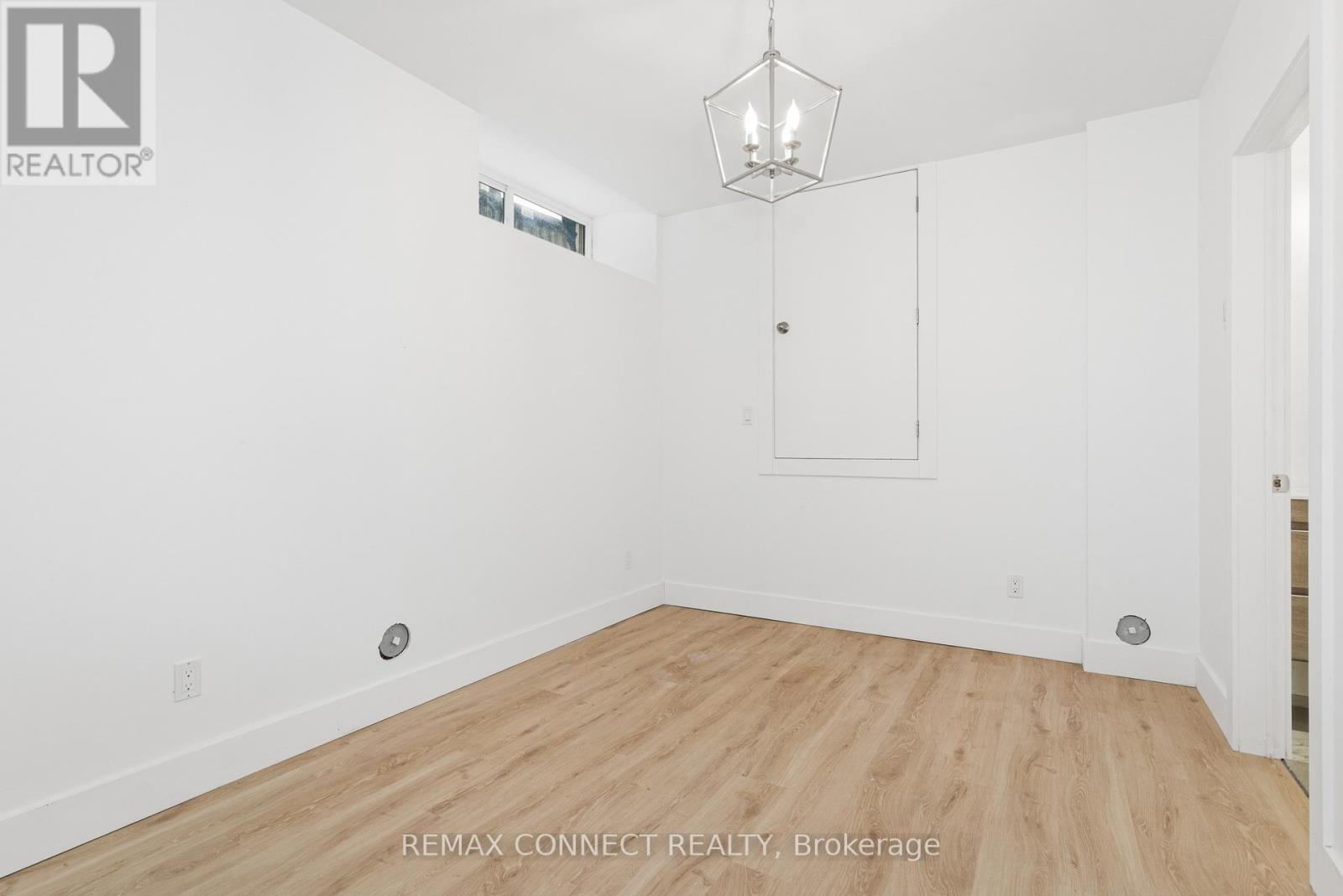 Lower - 16 Rosemount Avenue, Toronto, Ontario  M6H 2M1 - Photo 12 - C12868506