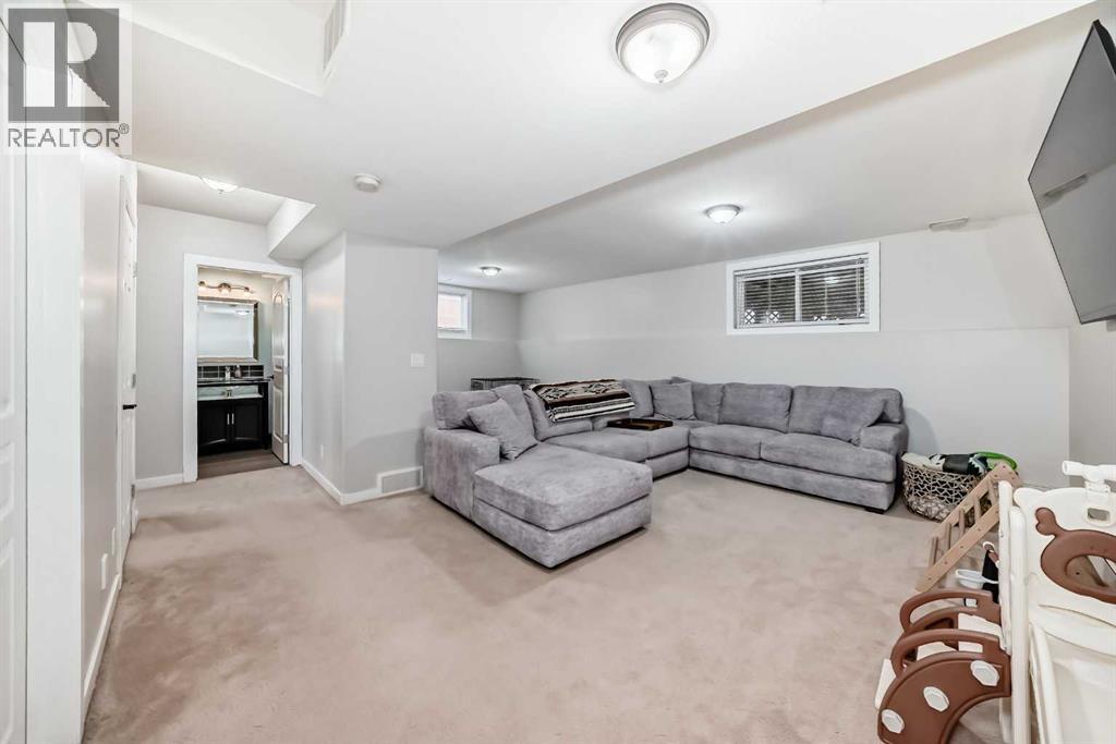 120 Heartland Crescent, Penhold, Alberta  T0M 1R0 - Photo 24 - A2296504