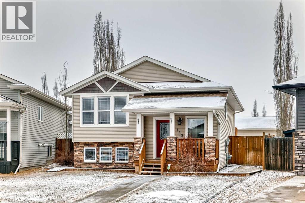 120 Heartland Crescent, Penhold, Alberta  T0M 1R0 - Photo 1 - A2296504