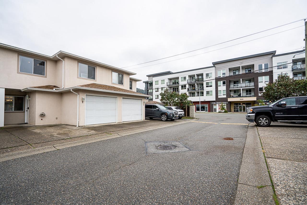 2 5536 Vedder Road, Vedder Crossing, Chilliwack, British Columbia  V2R 3X5 - Photo 3 - R3106162