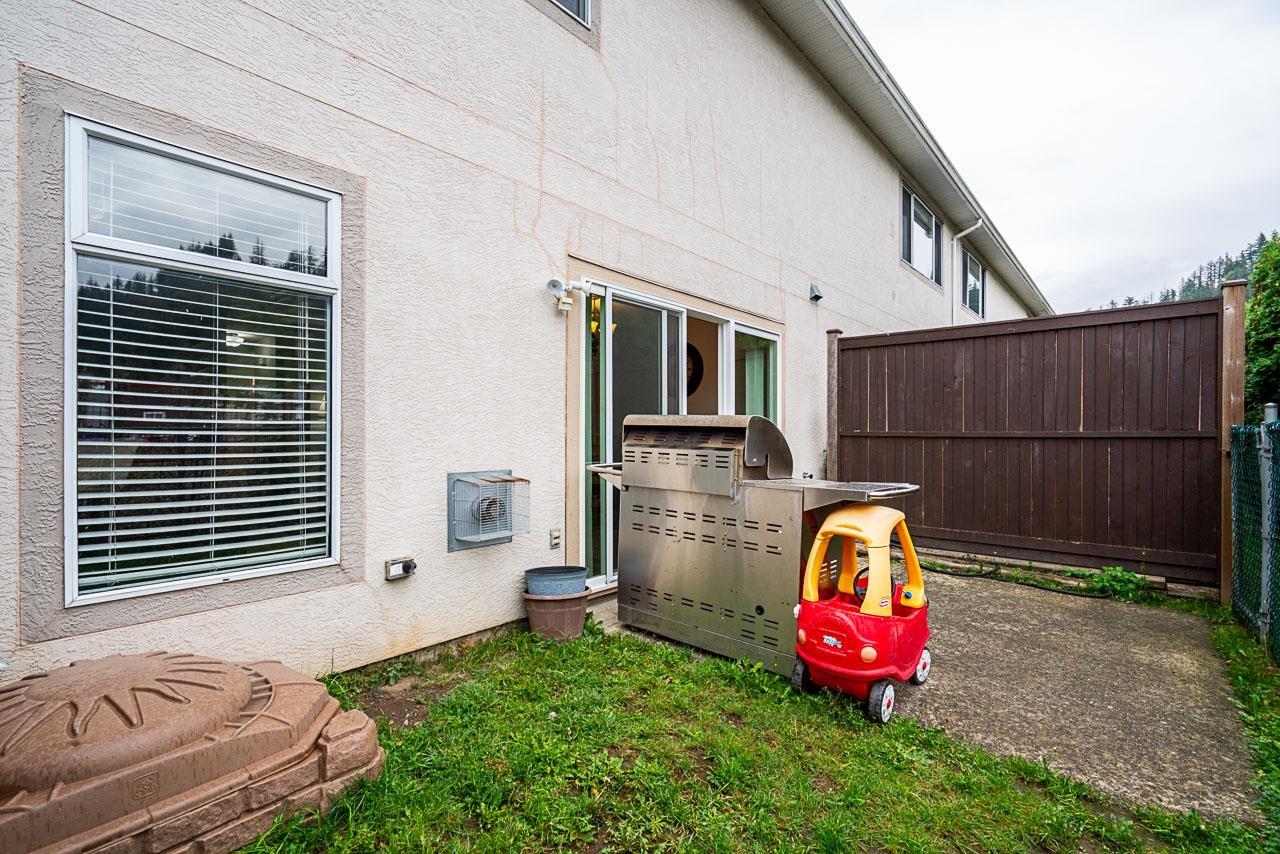 2 5536 Vedder Road, Vedder Crossing, Chilliwack, British Columbia  V2R 3X5 - Photo 30 - R3106162