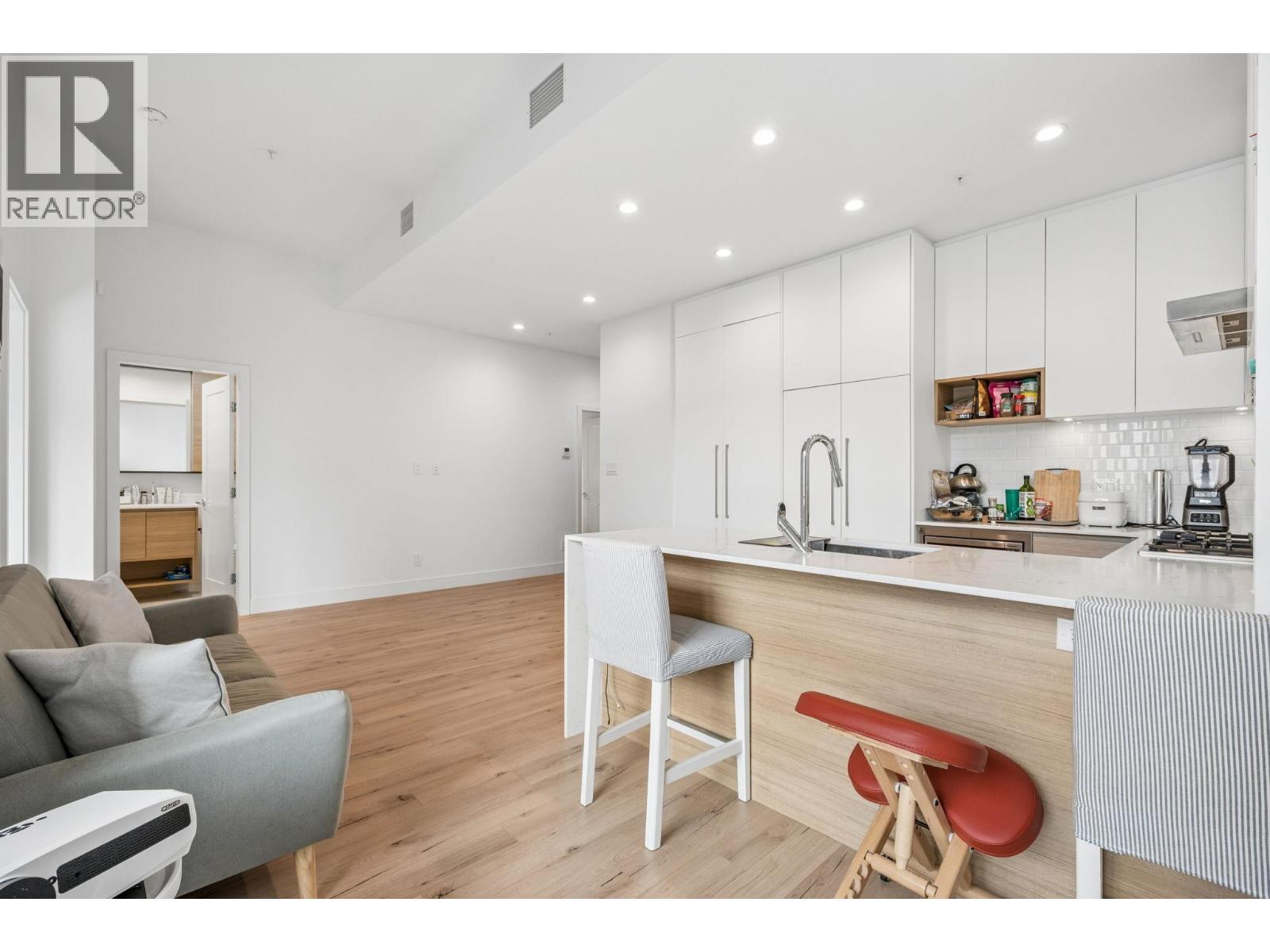 626 3131 Murray Street, Port Moody, British Columbia V3H 0L9 - Photo 4 - R3107358