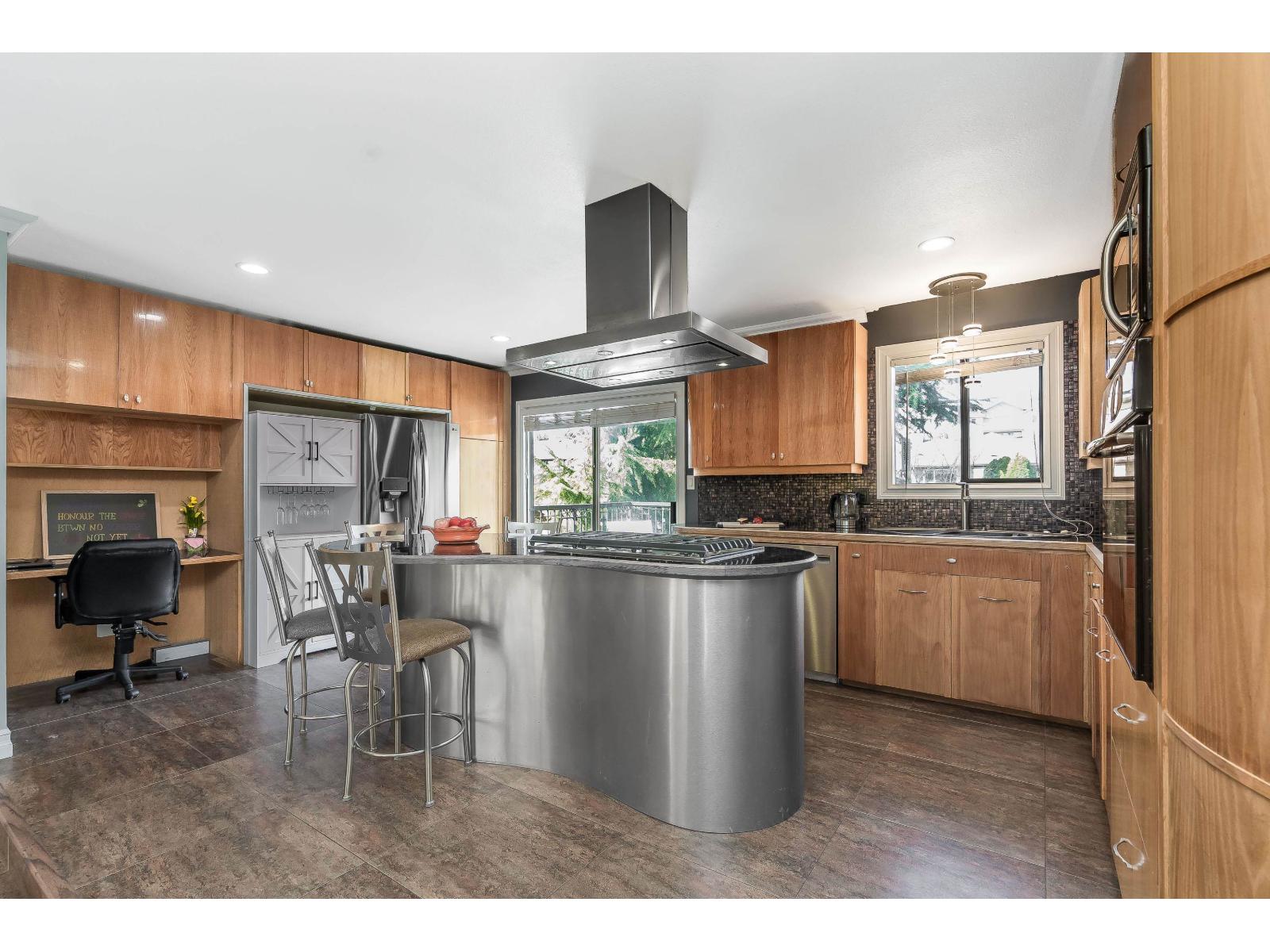 32439 Beaver Drive, Mission, British Columbia  V2V 5R3 - Photo 9 - R3107232