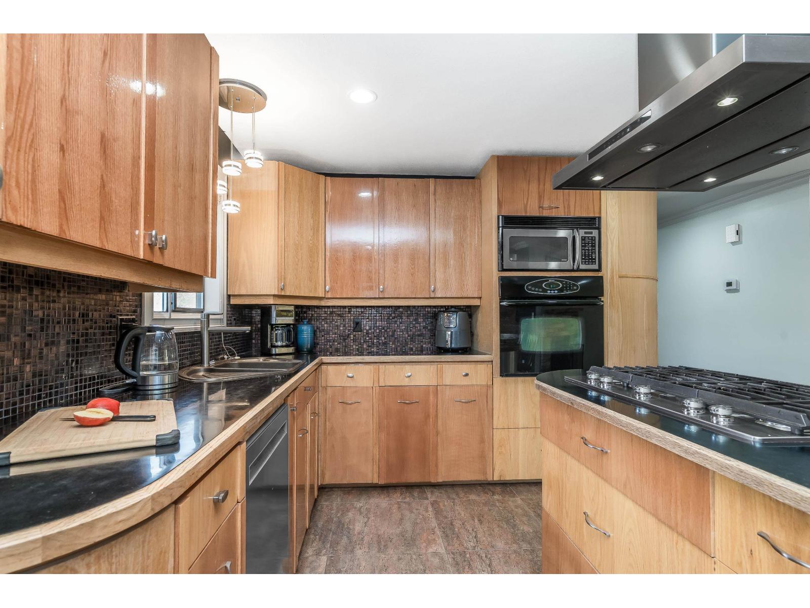 32439 Beaver Drive, Mission, British Columbia V2V 5R3 - Photo 11 - R3107232