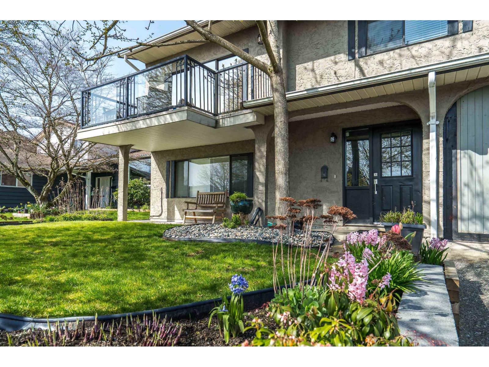 32439 Beaver Drive, Mission, British Columbia V2V 5R3 - Photo 2 - R3107232