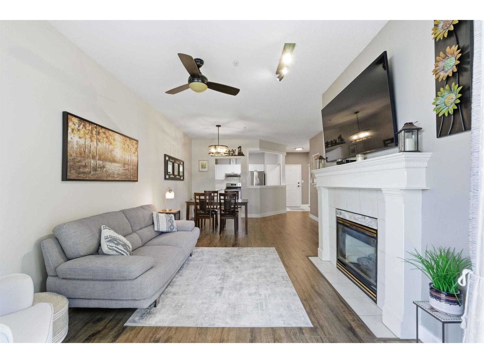 415 3172 Gladwin Road, Abbotsford, British Columbia  V2T 5T3 - Photo 4 - R3107475