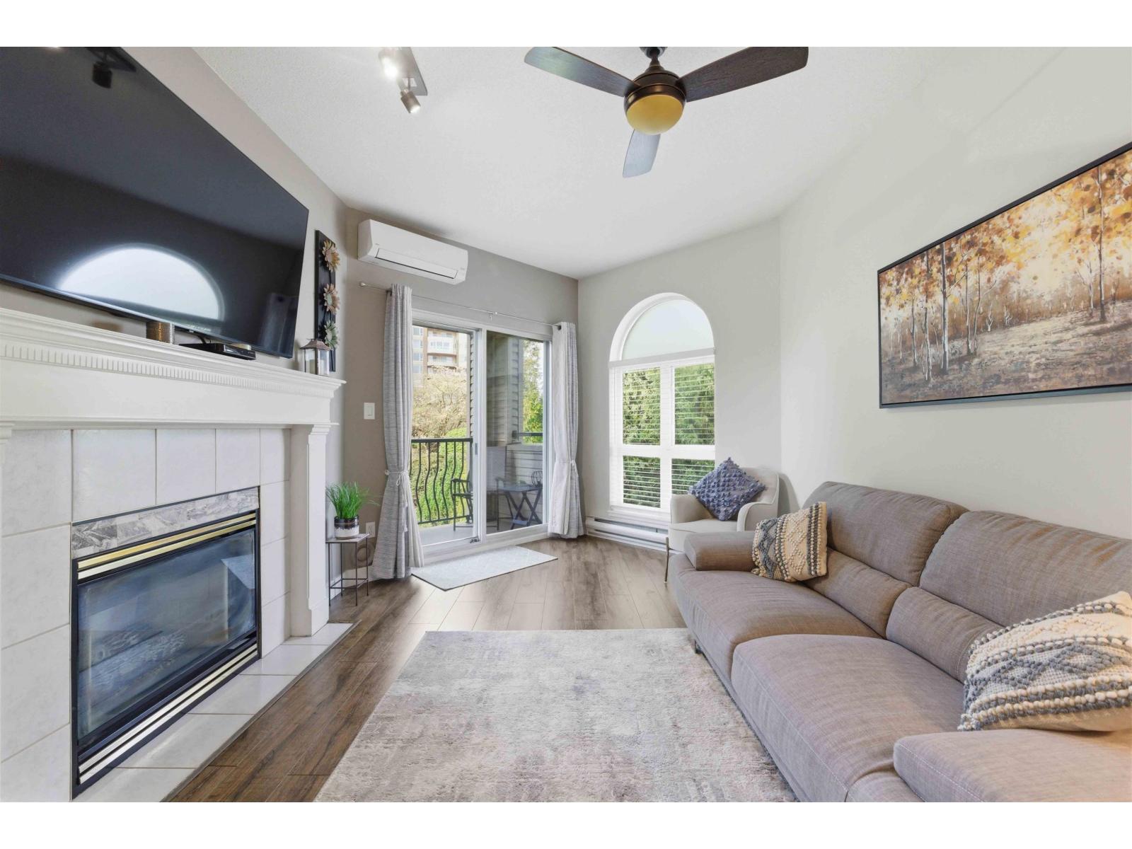 415 3172 Gladwin Road, Abbotsford, British Columbia  V2T 5T3 - Photo 3 - R3107475