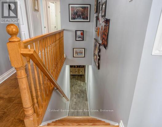 49 Torrance Lane, Centre Wellington, Ontario  N0B 1J0 - Photo 19 - X12926094