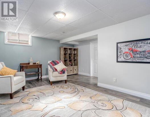 49 Torrance Lane, Centre Wellington, Ontario  N0B 1J0 - Photo 20 - X12926094