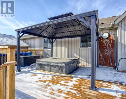 49 Torrance Lane, Centre Wellington, Ontario  N0B 1J0 - Photo 26 - X12926094