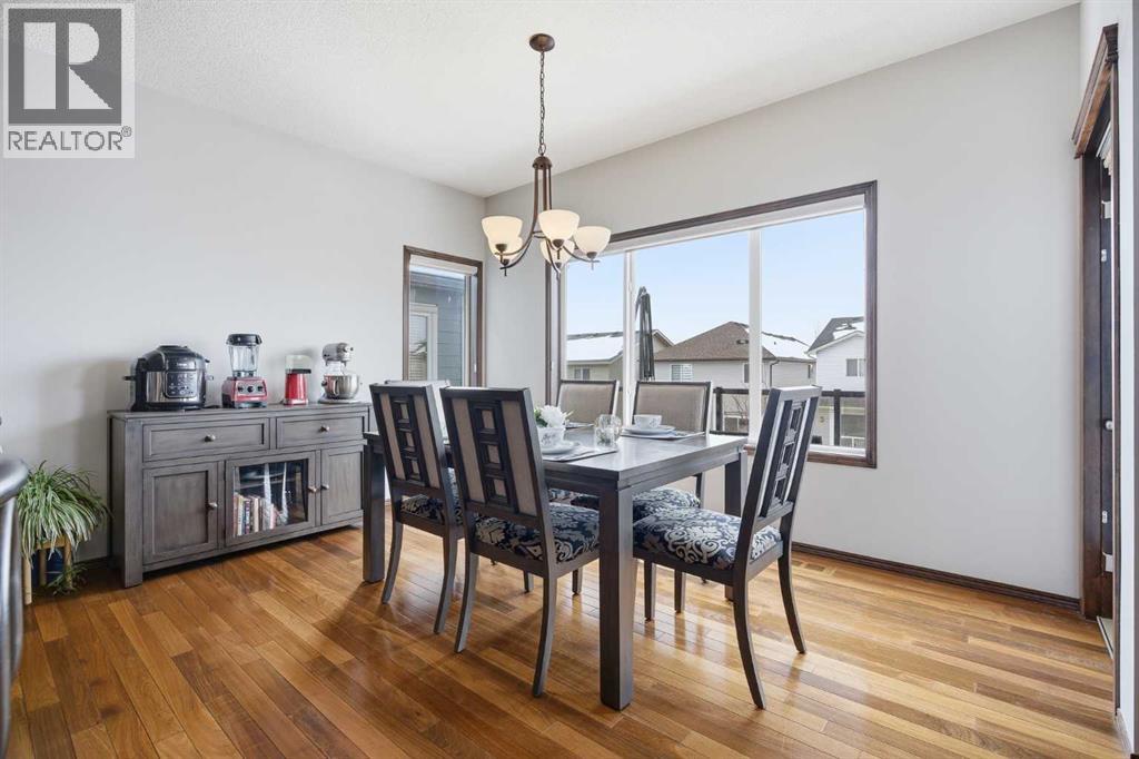 126 Pantego Way NW, Calgary, Alberta  T3K 0K6 - Photo 8 - A2298884