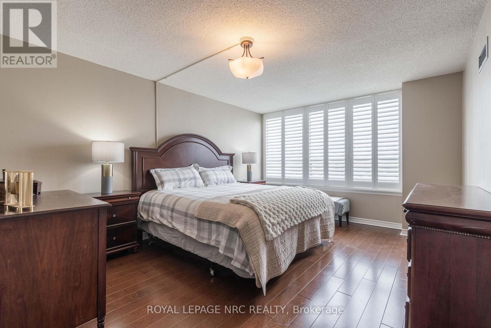 804 - 3 Towering Heights Boulevard, St. Catharines, Ontario  L2T 4A4 - Photo 15 - X12966908