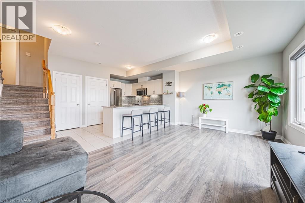 2420 Baronwood Drive Unit# 13-04, Oakville, Ontario  L6M 0J7 - Photo 6 - 40812089