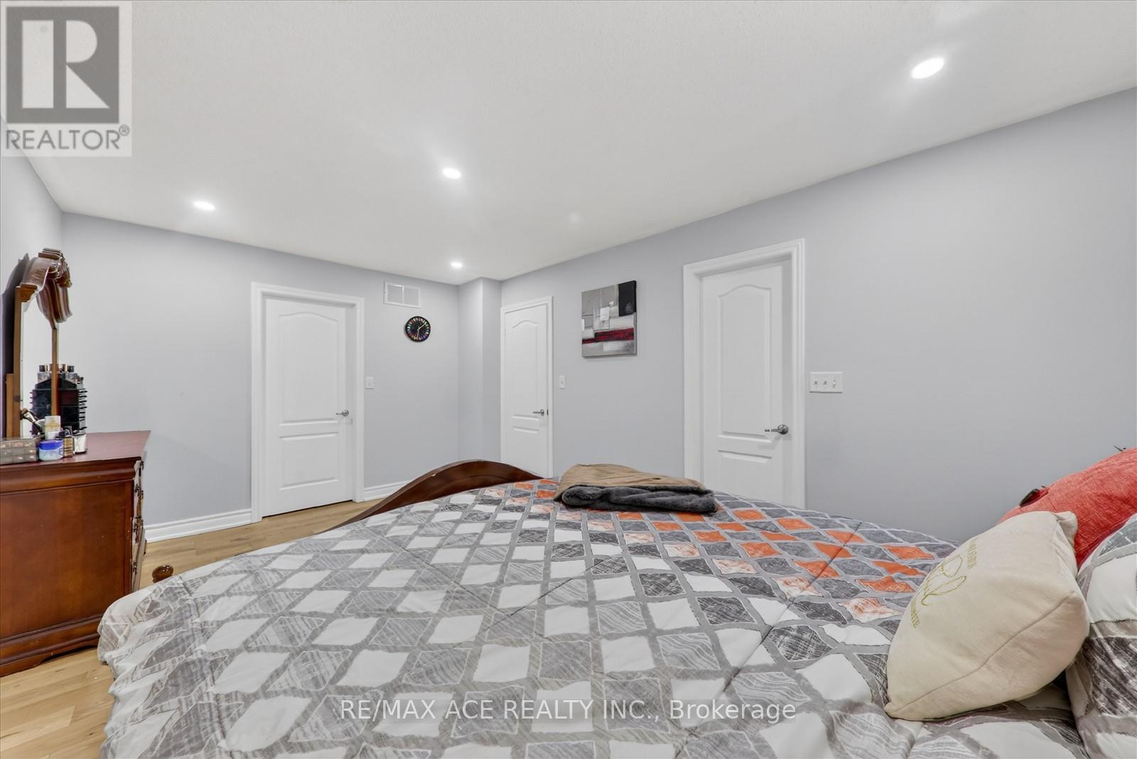 9 Invitational Road, Brampton, Ontario  L6P 2H1 - Photo 27 - W12962210