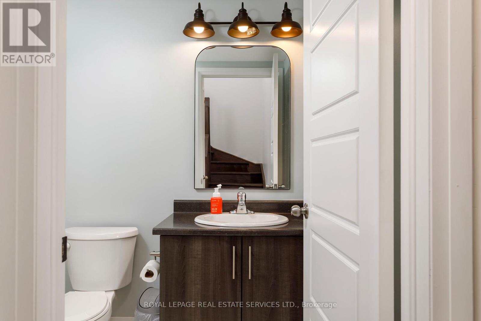 22 - 405 Plains Road E, Burlington, Ontario  L7T 2C9 - Photo 28 - W12966530