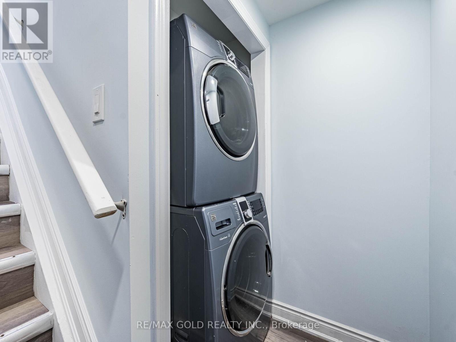 2 Bryony Road, Brampton, Ontario  L7A 0W3 - Photo 37 - W12966590