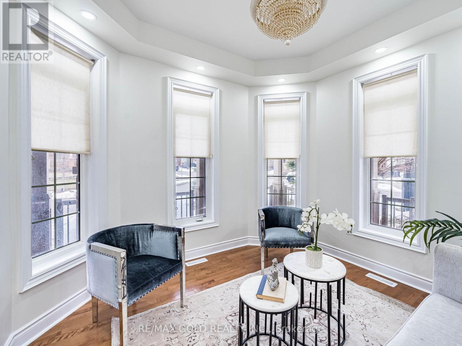 2 Bryony Road, Brampton, Ontario  L7A 0W3 - Photo 6 - W12966590