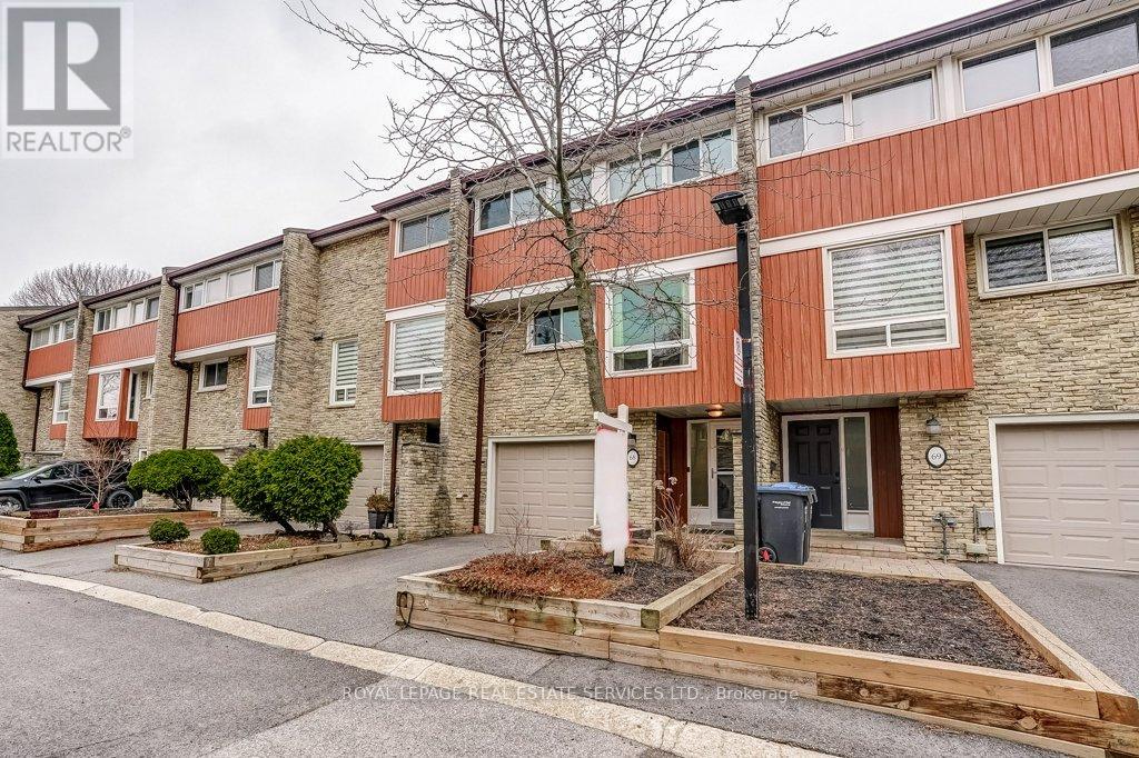 68 - 915 Inverhouse Drive, Mississauga, Ontario  L5J 4B2 - Photo 3 - W12966606