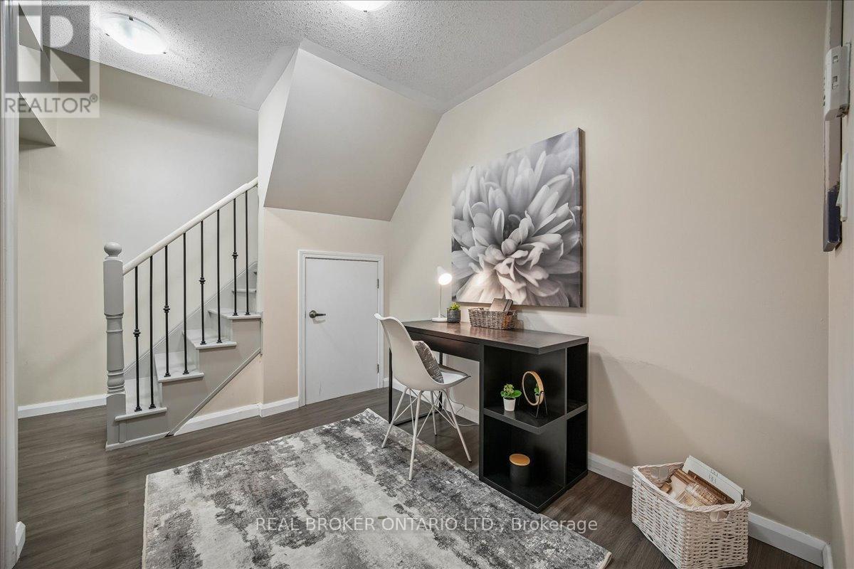 46 - 26 Fieldway Road, Toronto, Ontario  M8Z 3L2 - Photo 16 - W12966616