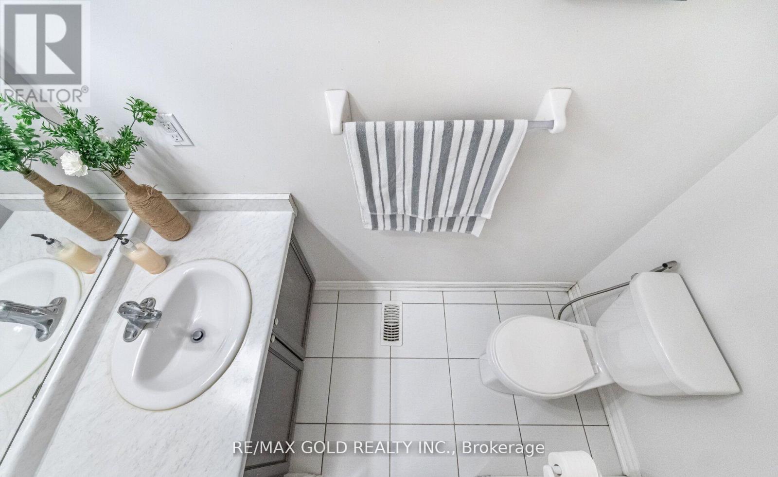 15 Hines Street, Brampton, Ontario  L7A 4X4 - Photo 25 - W12966656