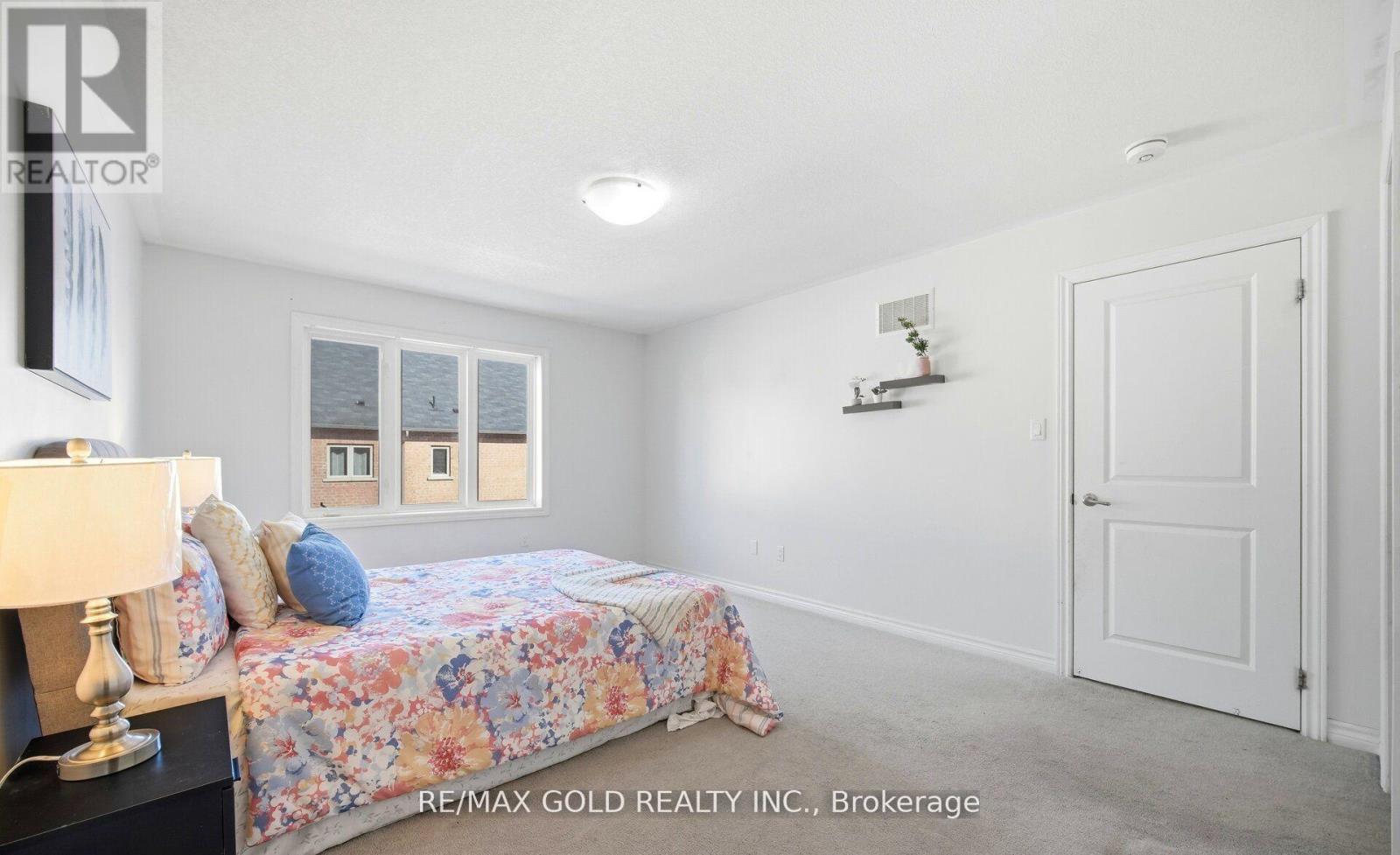 15 Hines Street, Brampton, Ontario  L7A 4X4 - Photo 33 - W12966656