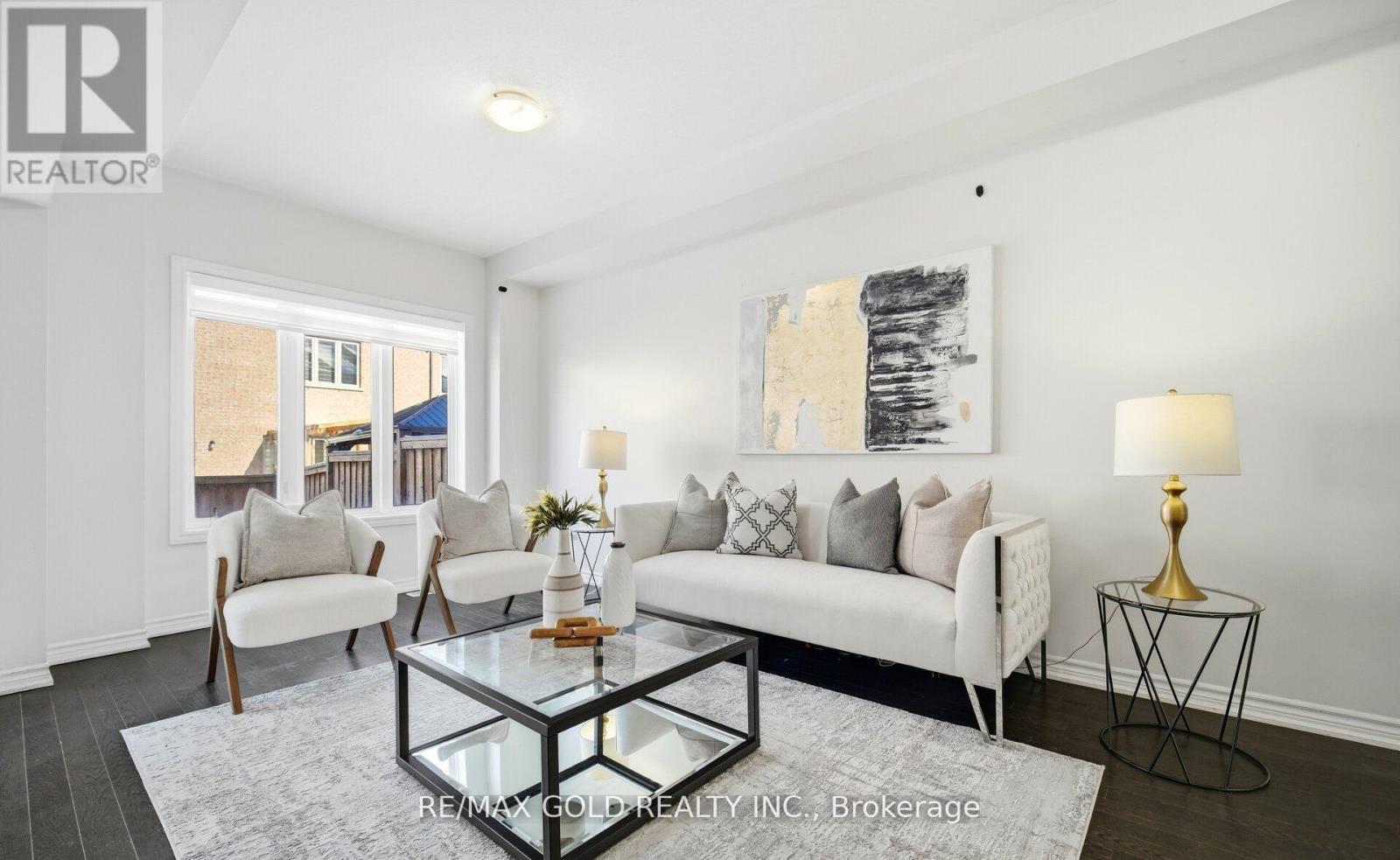 15 Hines Street, Brampton, Ontario  L7A 4X4 - Photo 9 - W12966656